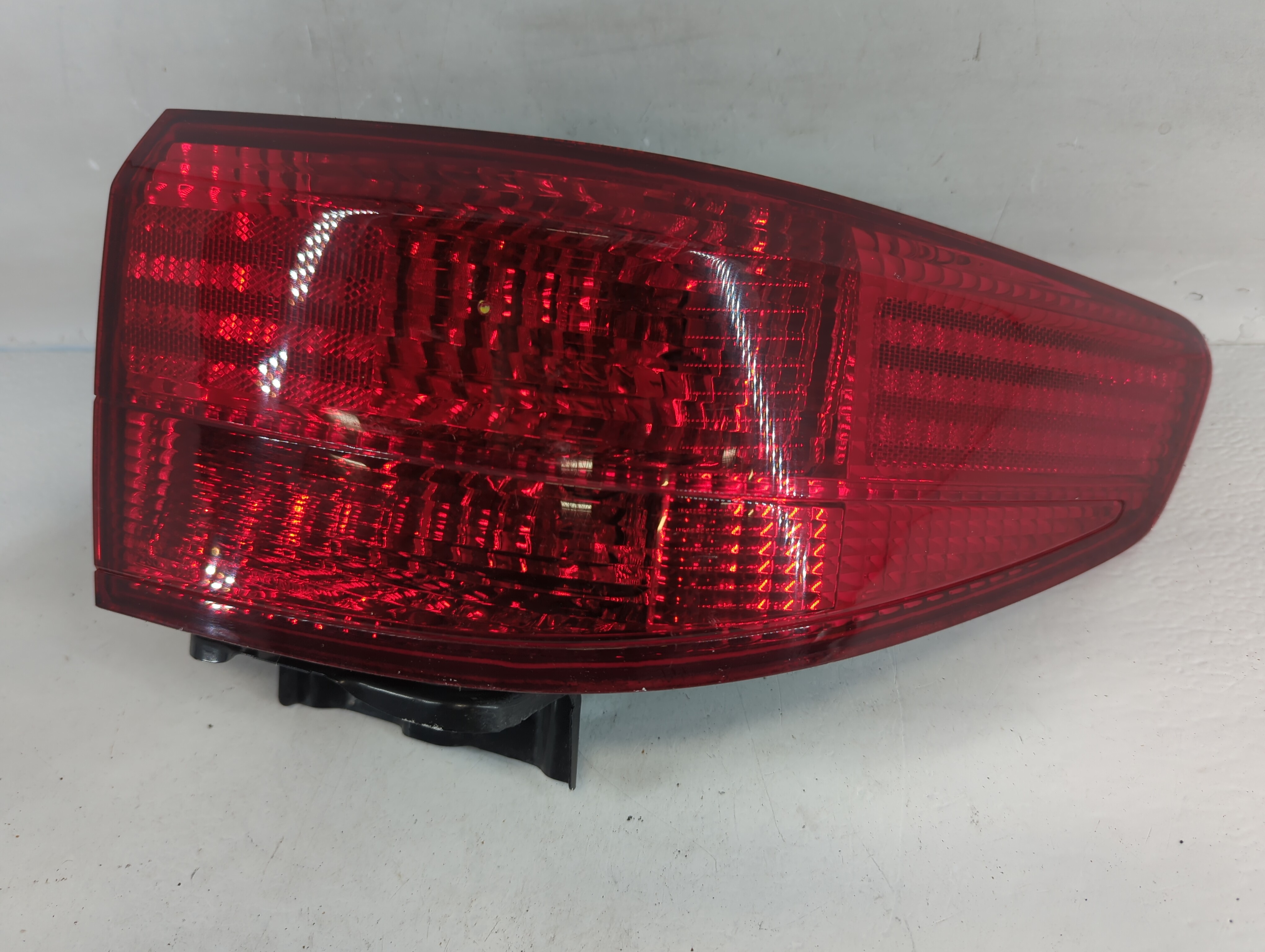 2005-2005 Honda Accord Passenger Right Side Tail Light Taillight Oem 801723 - Oemusedautoparts1.com