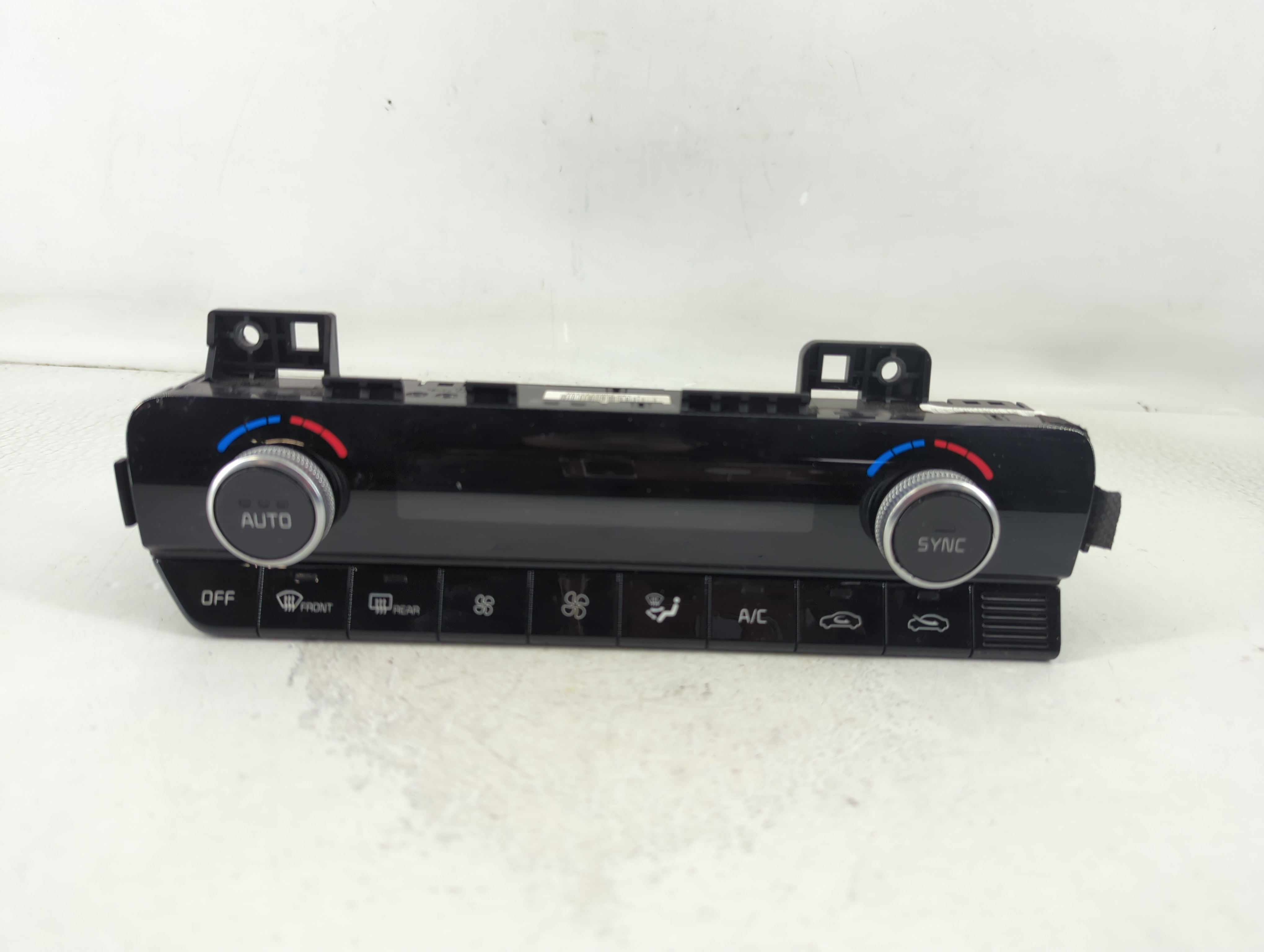 2021-2021 Kia K5 Ac Heater Climate Control 97250-l3200 801775 - Oemusedautoparts1.com