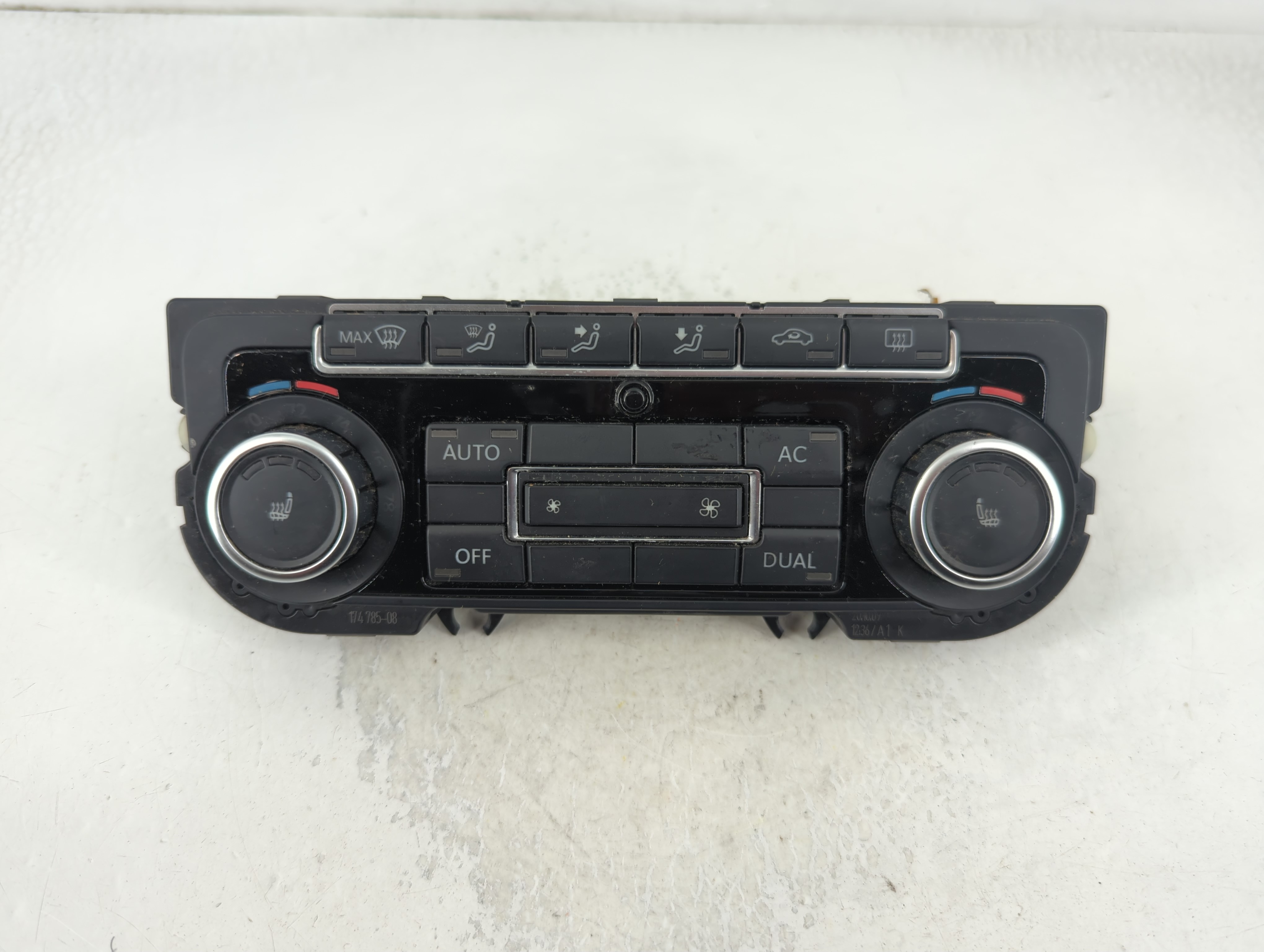 Picture of 2009-2010 Volkswagen Cc Ac Heater Climate Control 5k0 907 044 Cf 801785
