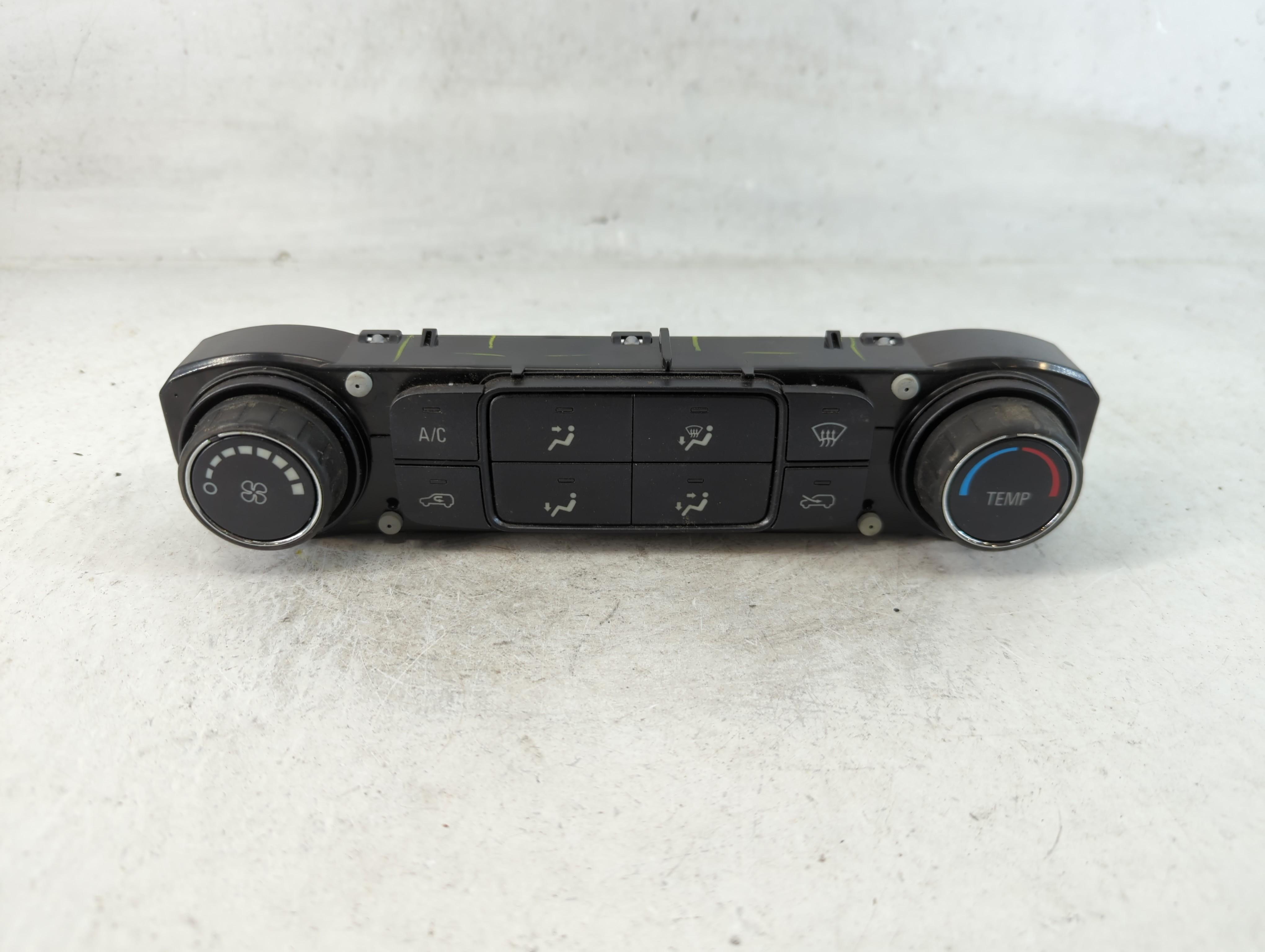 2015 Chevrolet Silverado 1500 Ac Heater Climate Control 23486619 801801 - Oemusedautoparts1.com