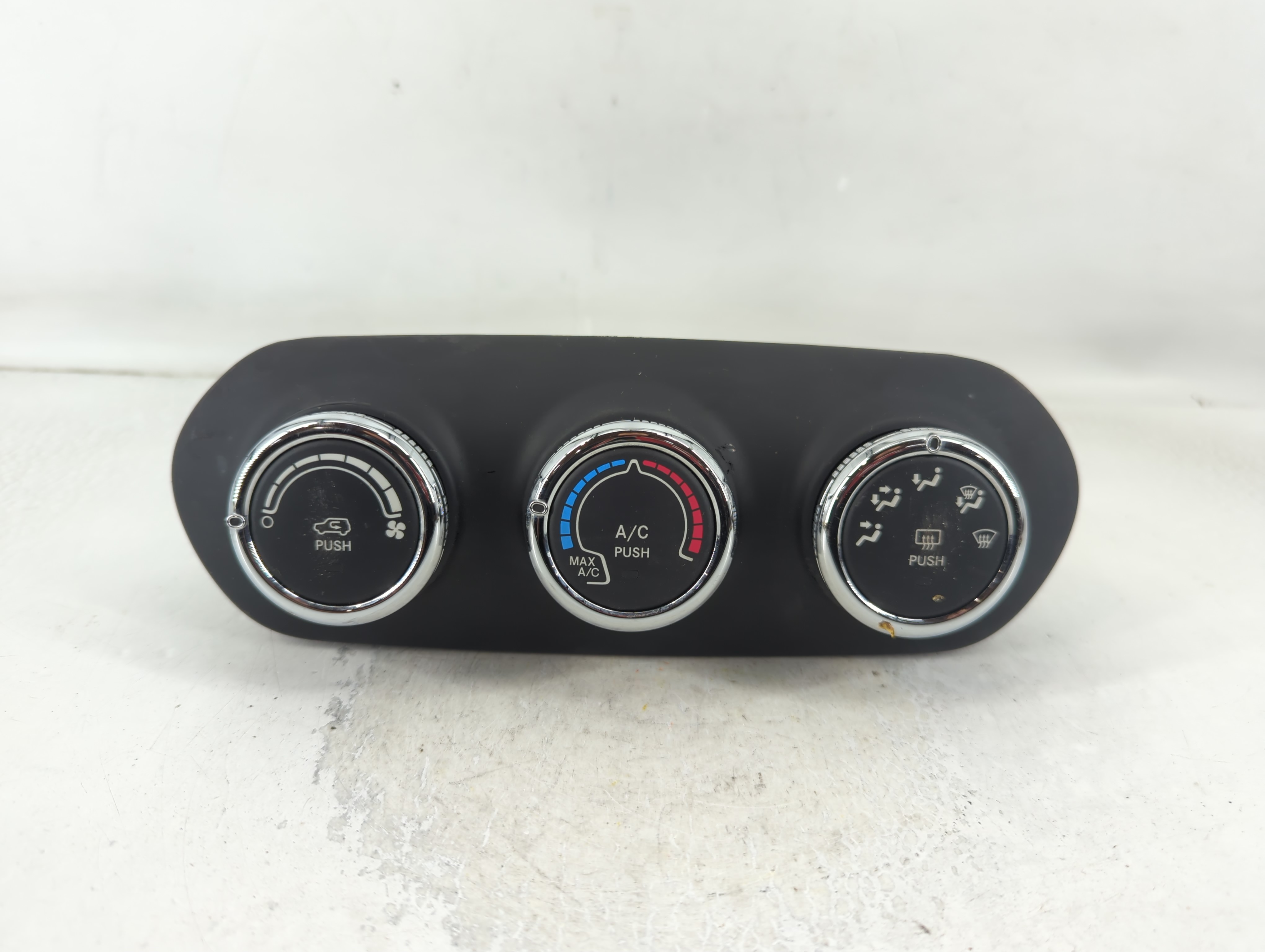 Picture of 2017-2017 Jeep Renegade Ac Heater Climate Control 838744z 801826