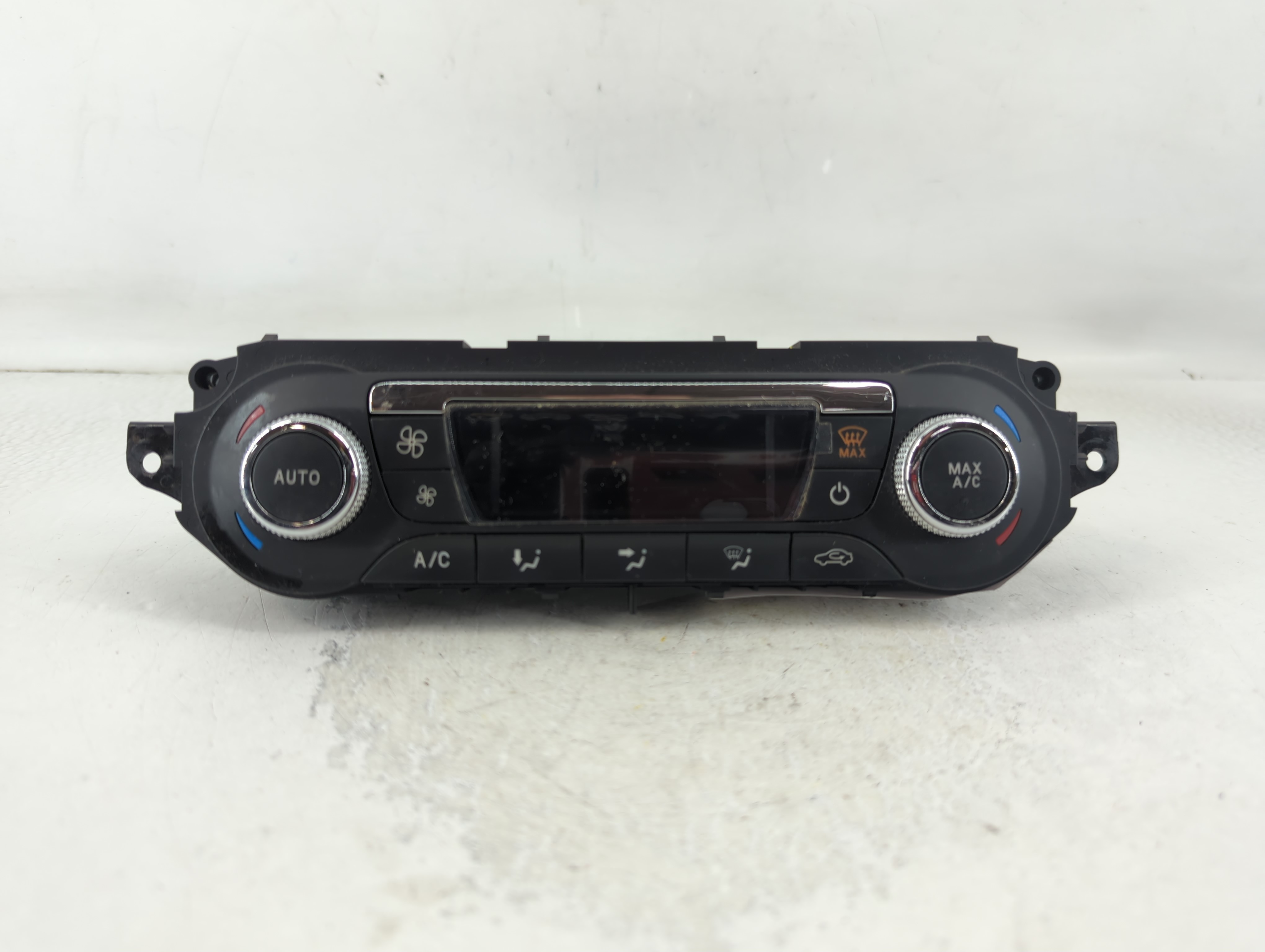 2015-2016 Ford Escape Ac Heater Climate Control Cj5t-18c612-be 801828 - Oemusedautoparts1.com