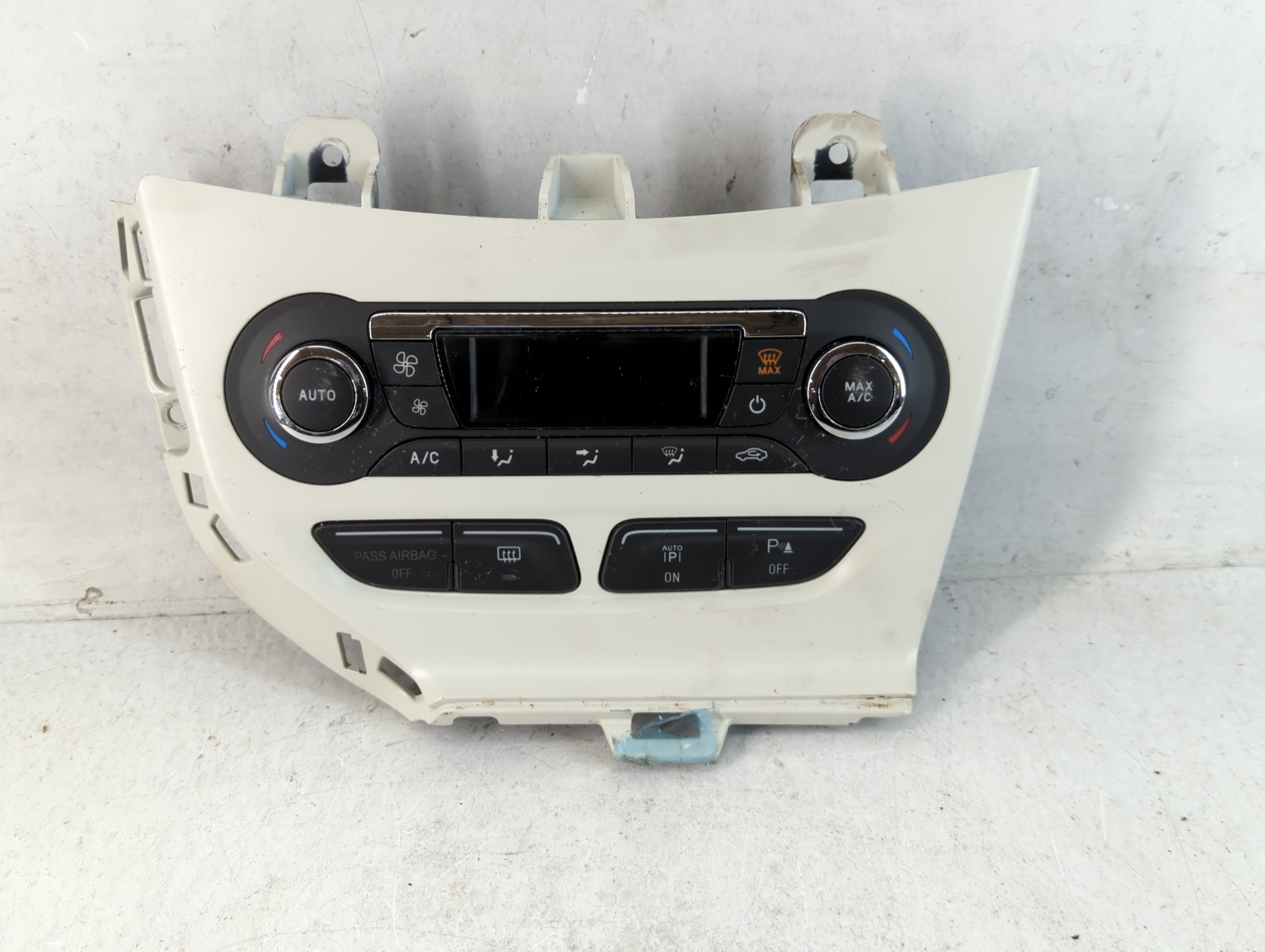 2014-2014 Ford Focus Ac Heater Climate Control Bm5t-18c612-an 801856 - Oemusedautoparts1.com