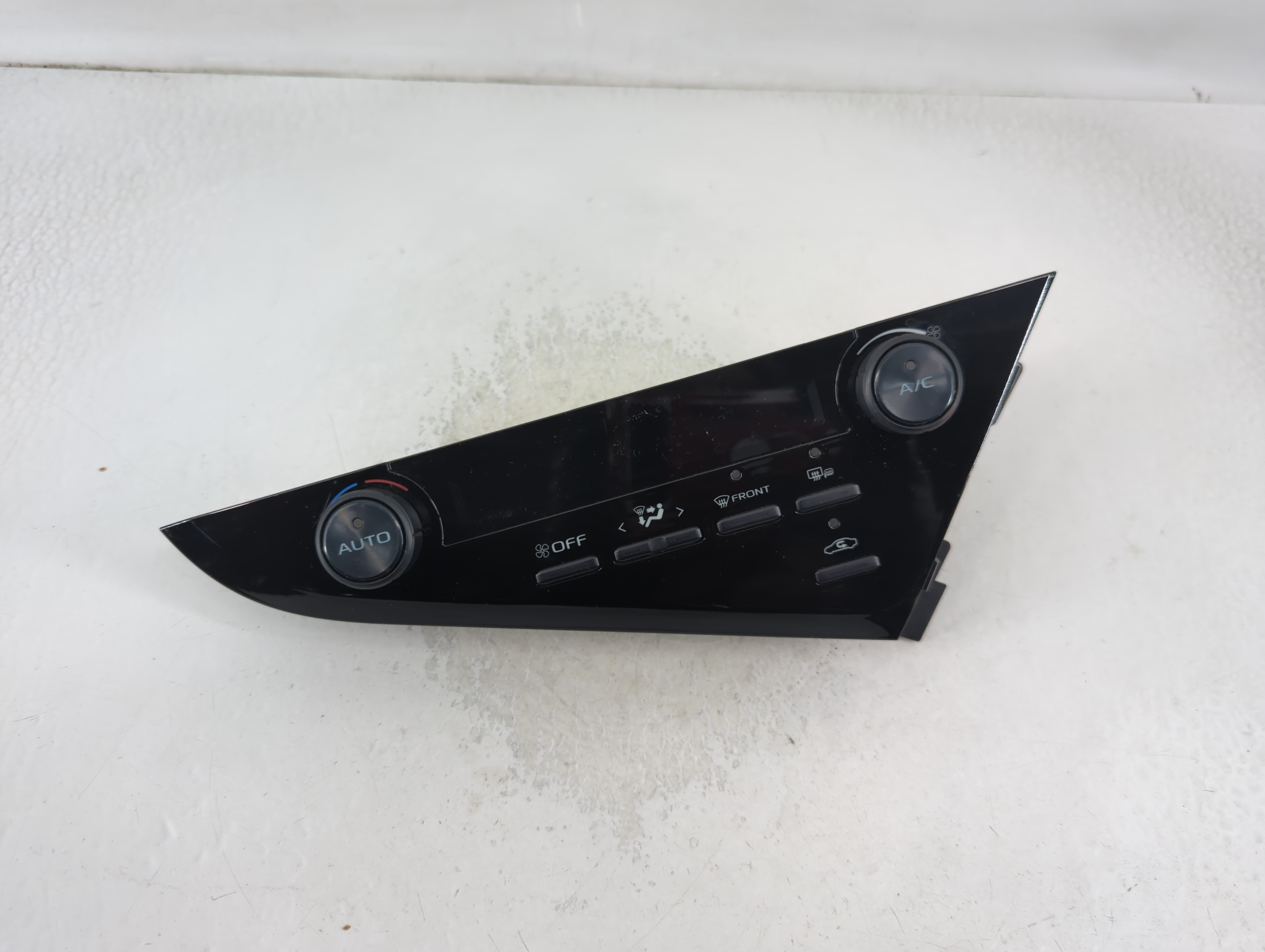 2018-2022 Toyota Camry Ac Heater Climate Control 55900-06510 801899 - Oemusedautoparts1.com