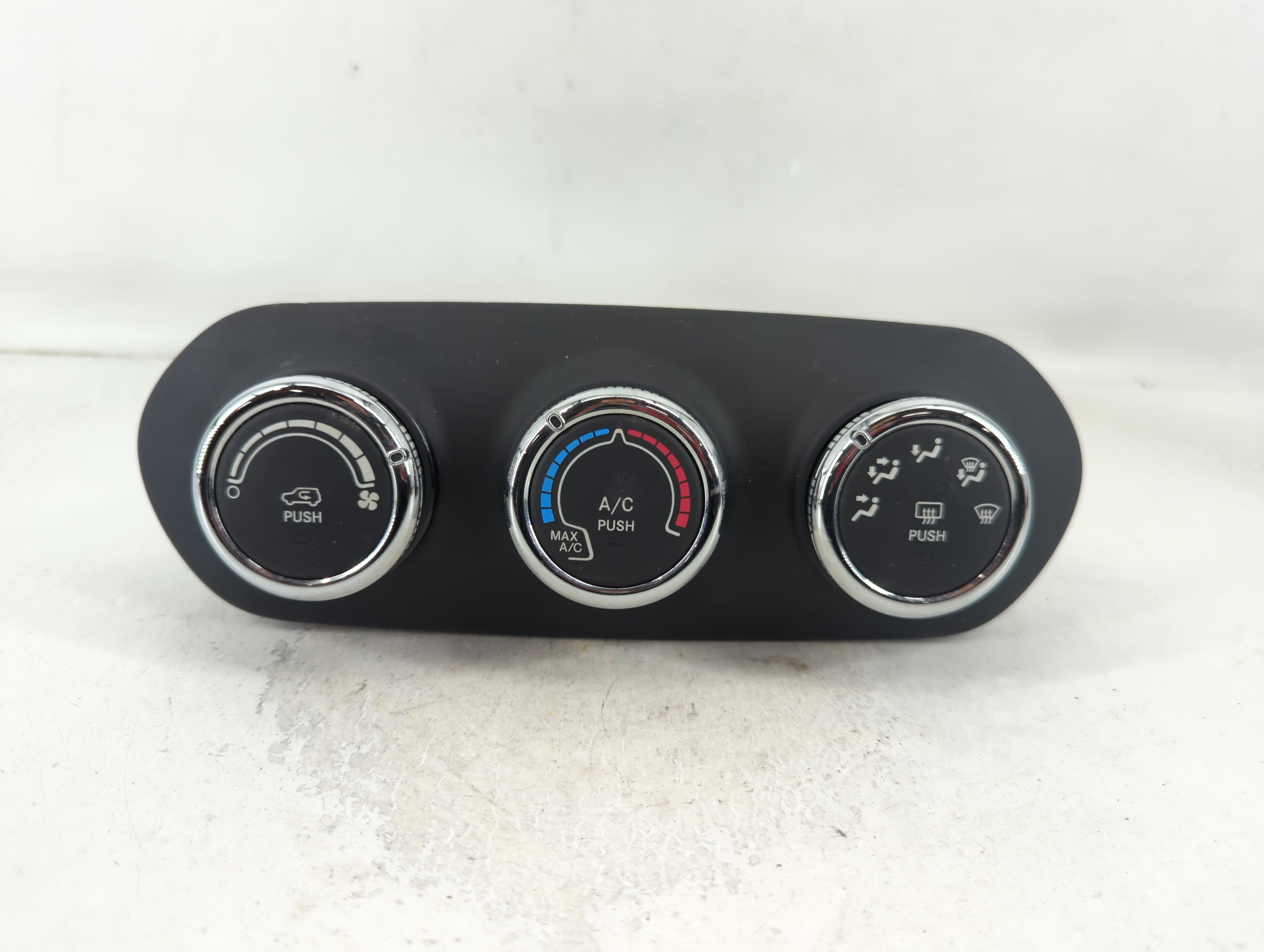 Picture of 2017-2017 Jeep Renegade Ac Heater Climate Control 838744z|07356577920 801910