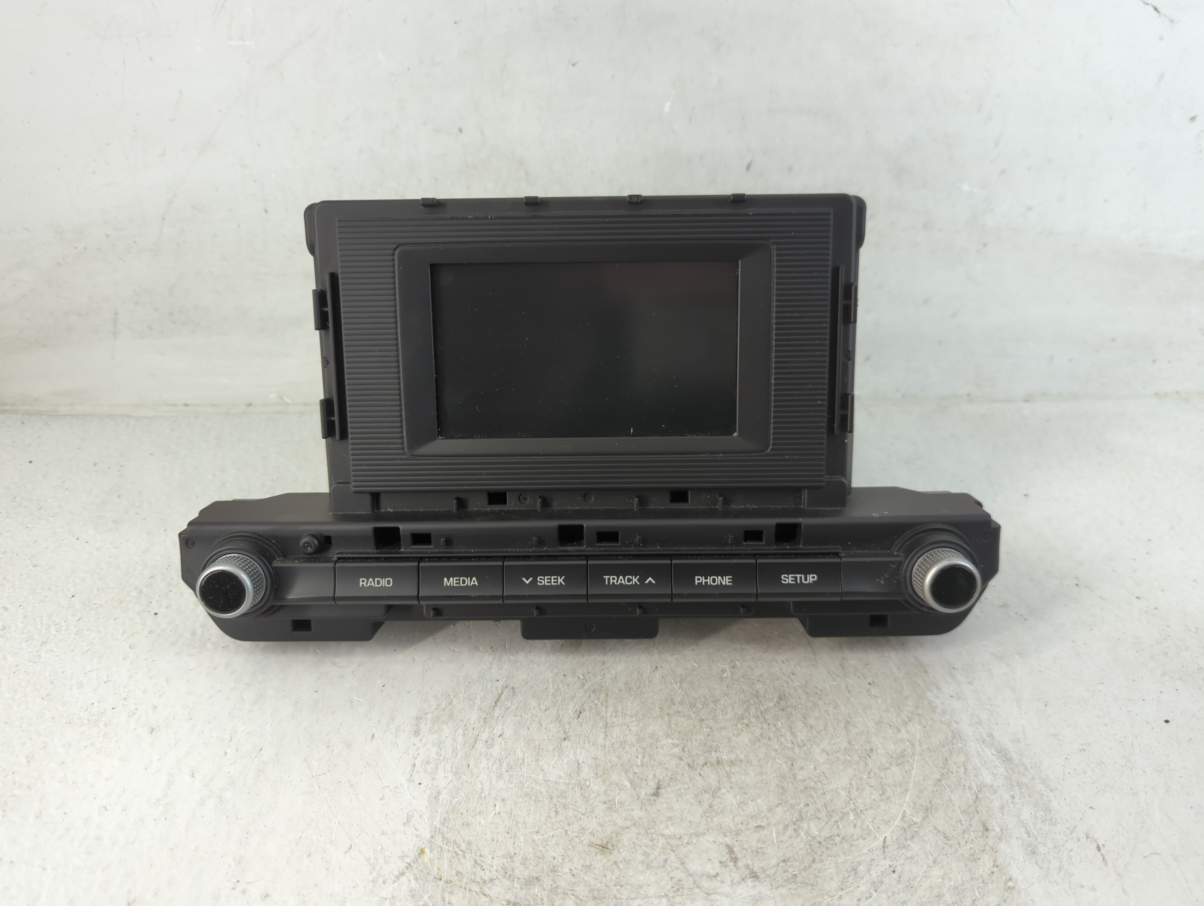 2019-2020 Hyundai Elantra Am Fm Cd Player Radio Receiver 801941 - Oemusedautoparts1.com