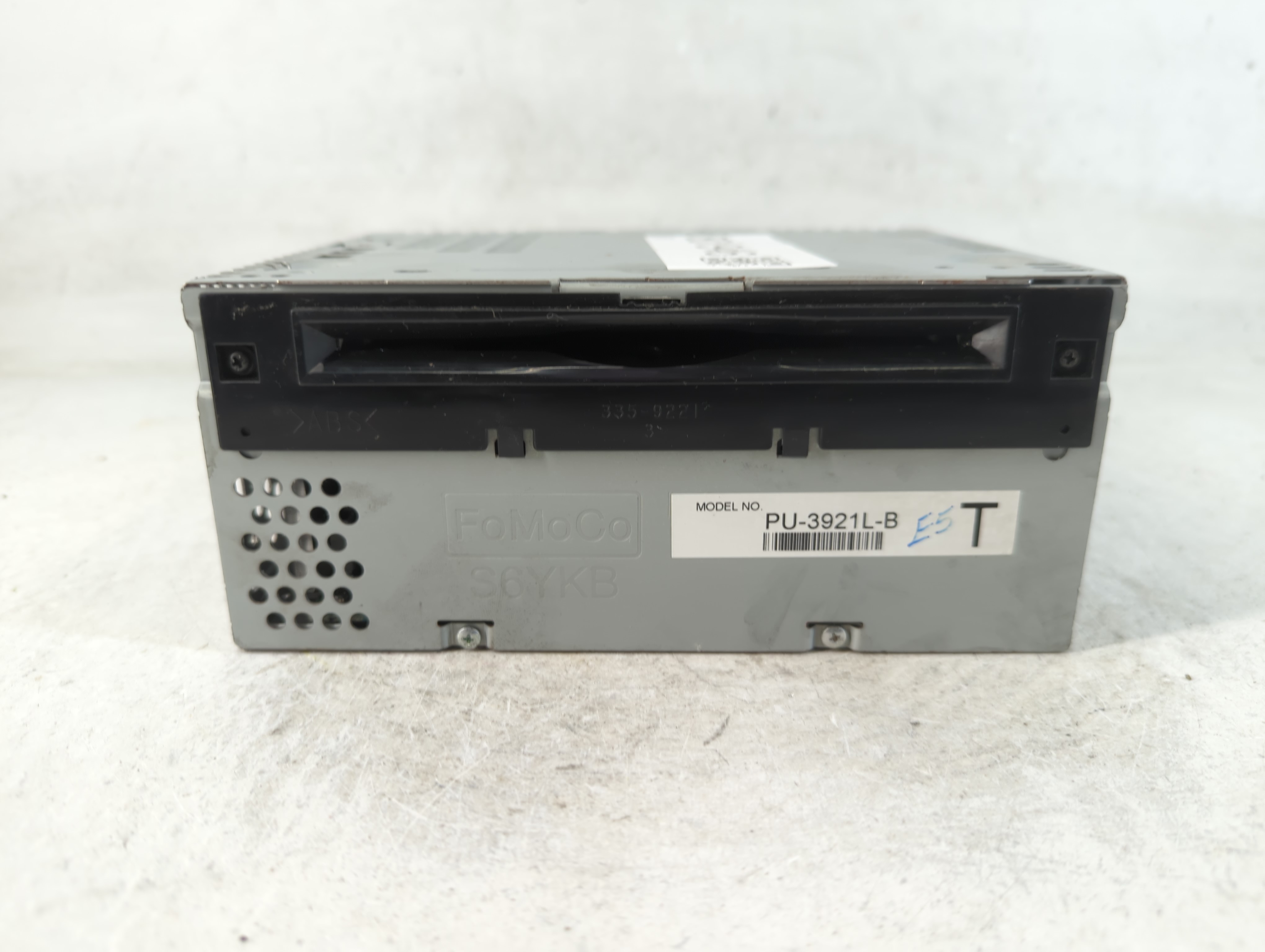 Picture of 2016-2017 Ford Explorer Am Fm Cd Player Radio Receiver 801946