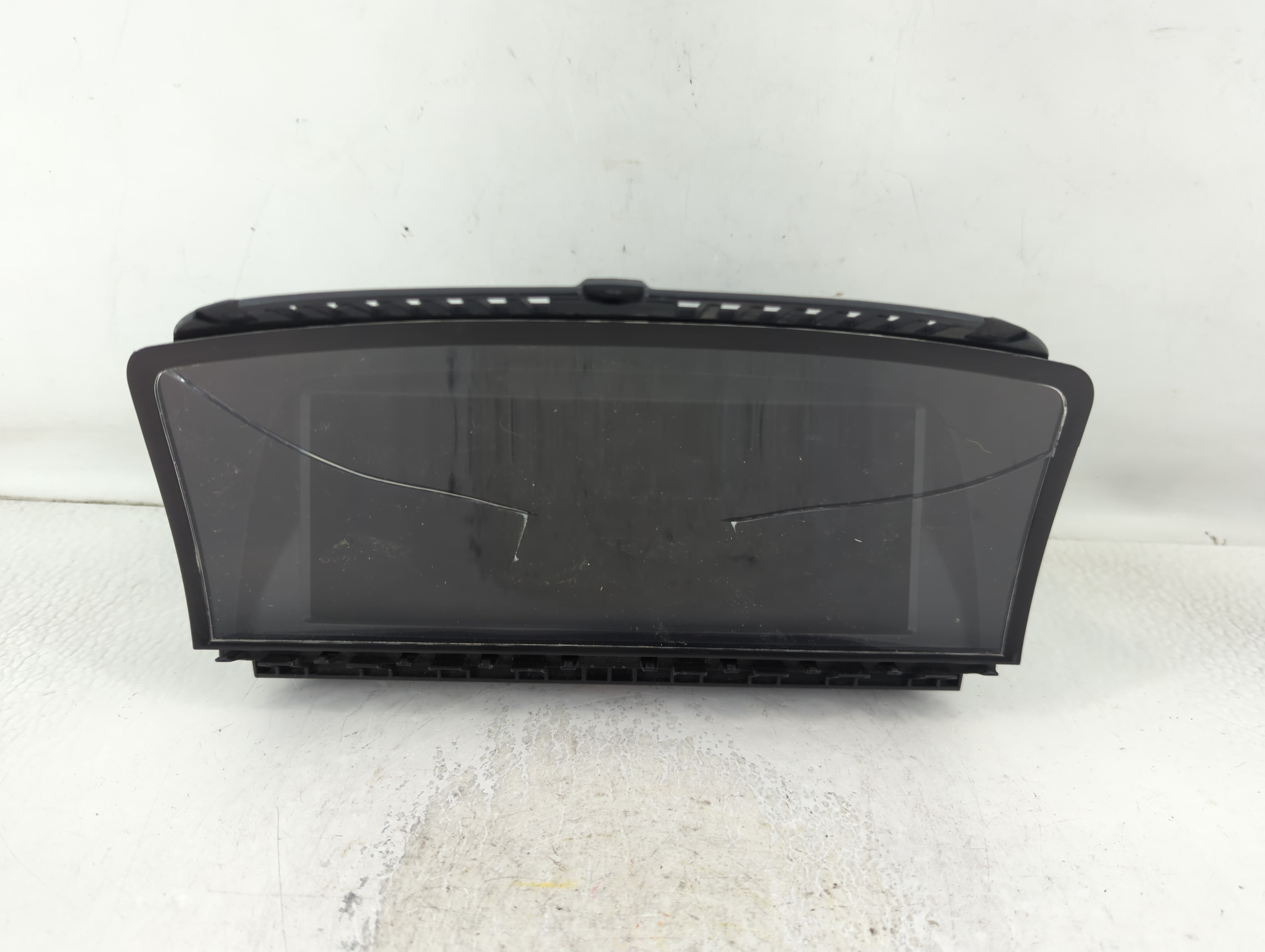 Picture of 2006-2008 Bmw 750i Information Display Screen 801957