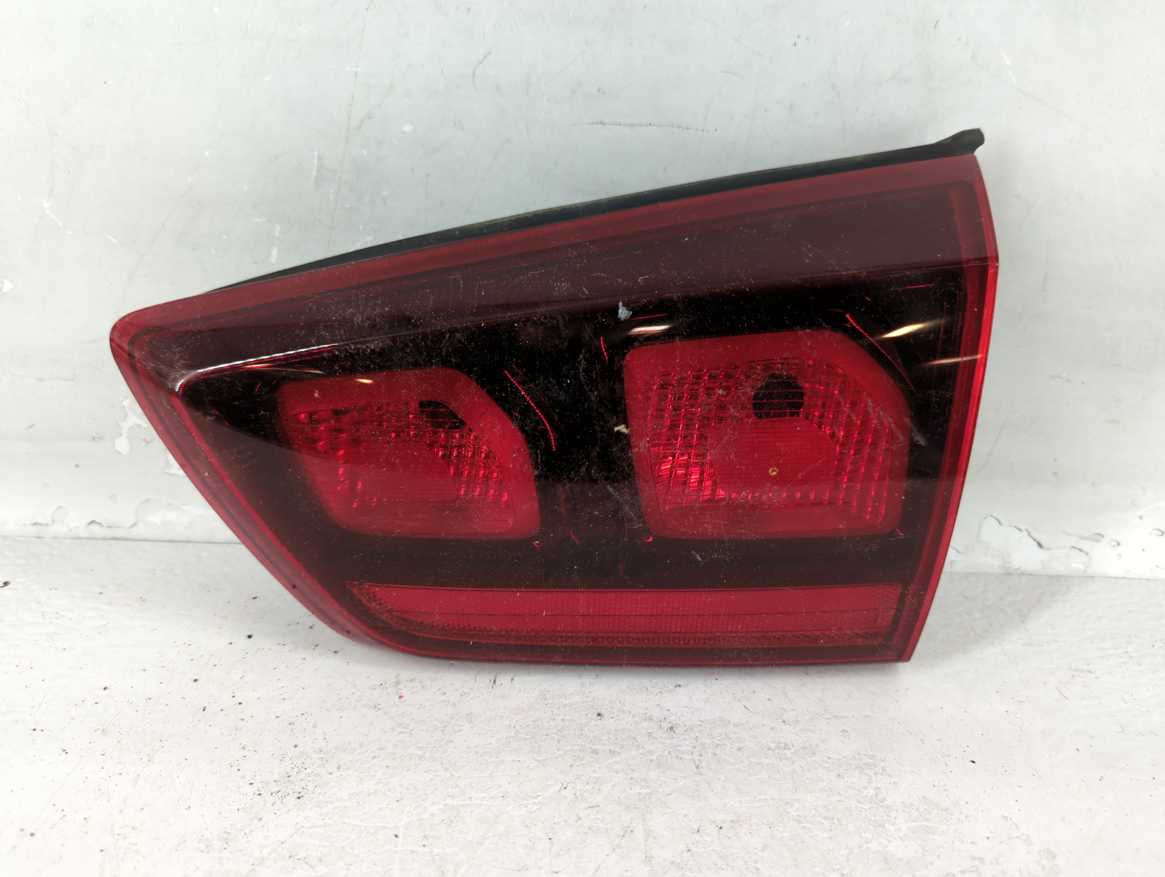 Picture of 2017-2020 Kia Niro Passenger Right Side Tail Light Taillight Oem 802016