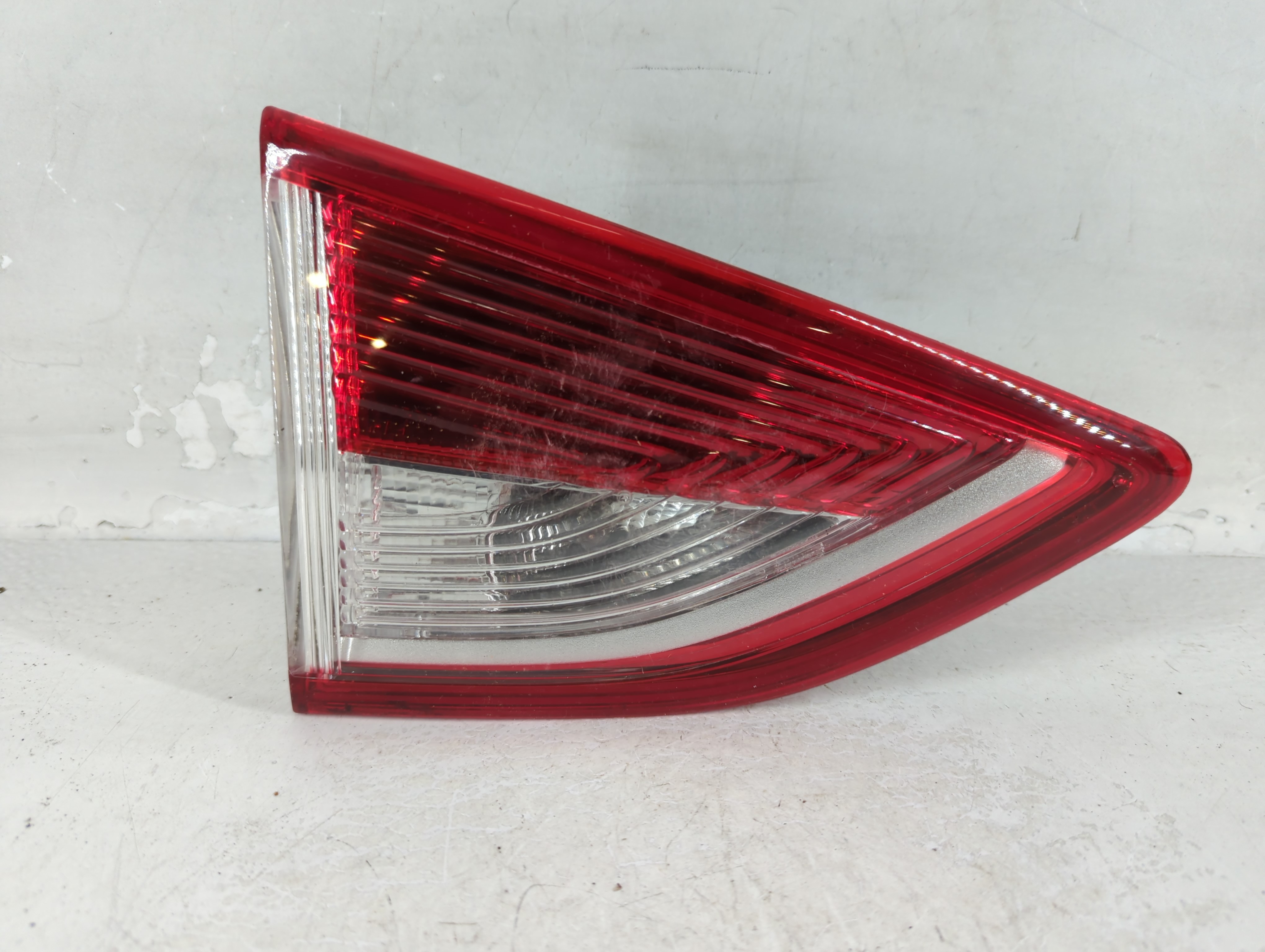Picture of 2013-2016 Ford Escape Driver Left Side Tail Light Taillight Oem 802034