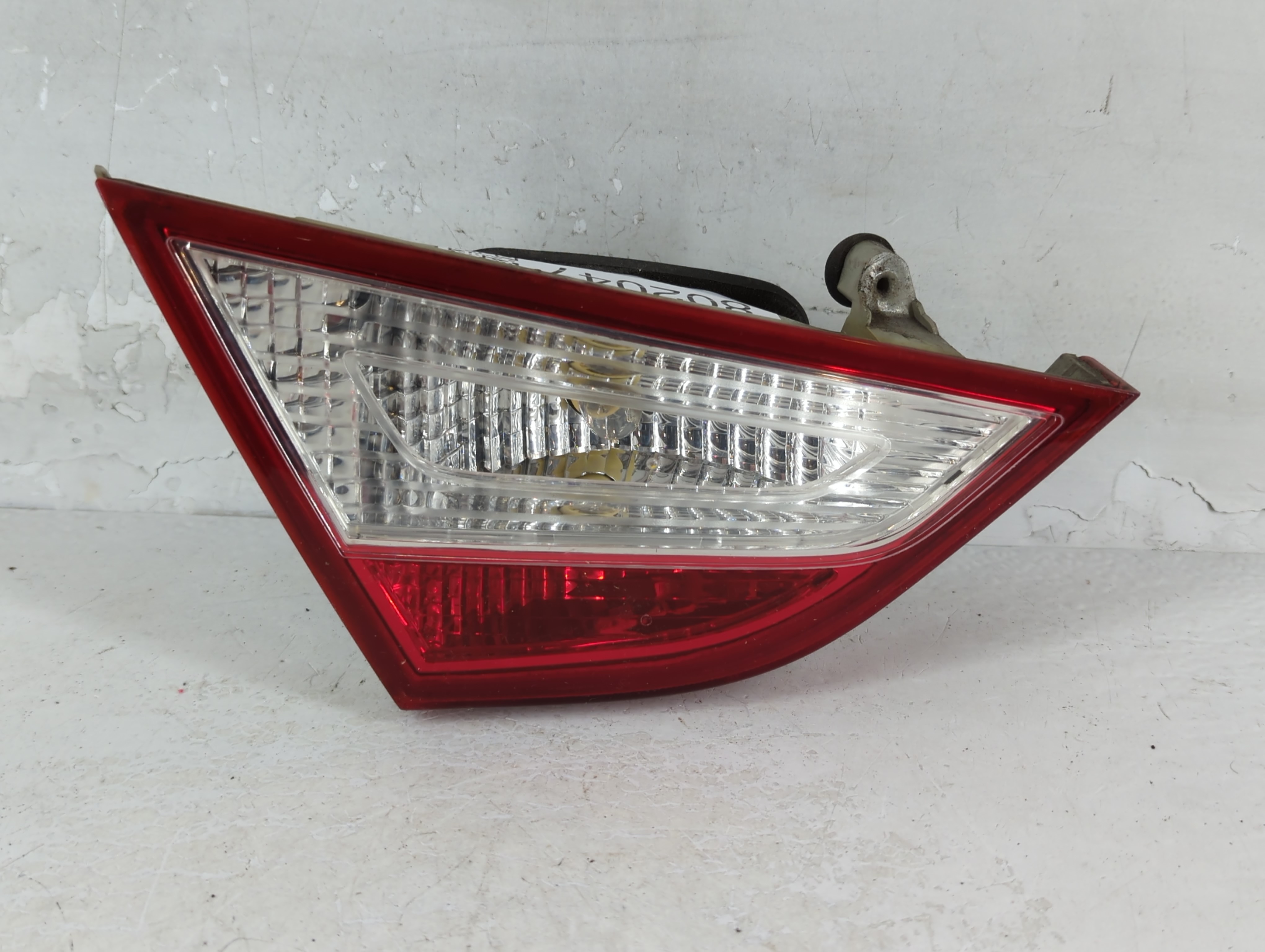 2011-2014 Hyundai Sonata Driver Left Side Tail Light Taillight Oem 802047 - Oemusedautoparts1.com