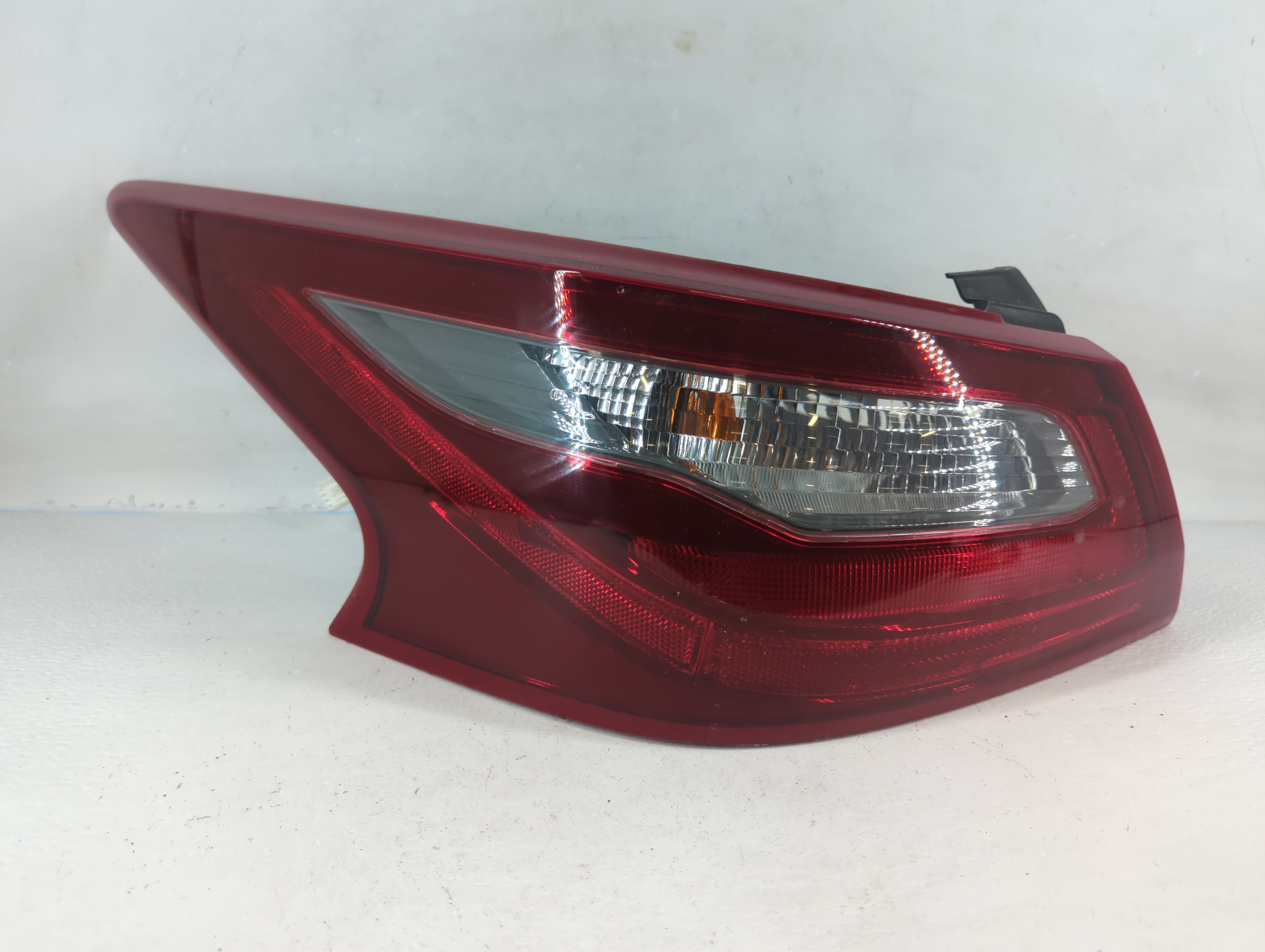 2018-2018 Nissan Altima Driver Left Side Tail Light Taillight Oem 802099 - Oemusedautoparts1.com