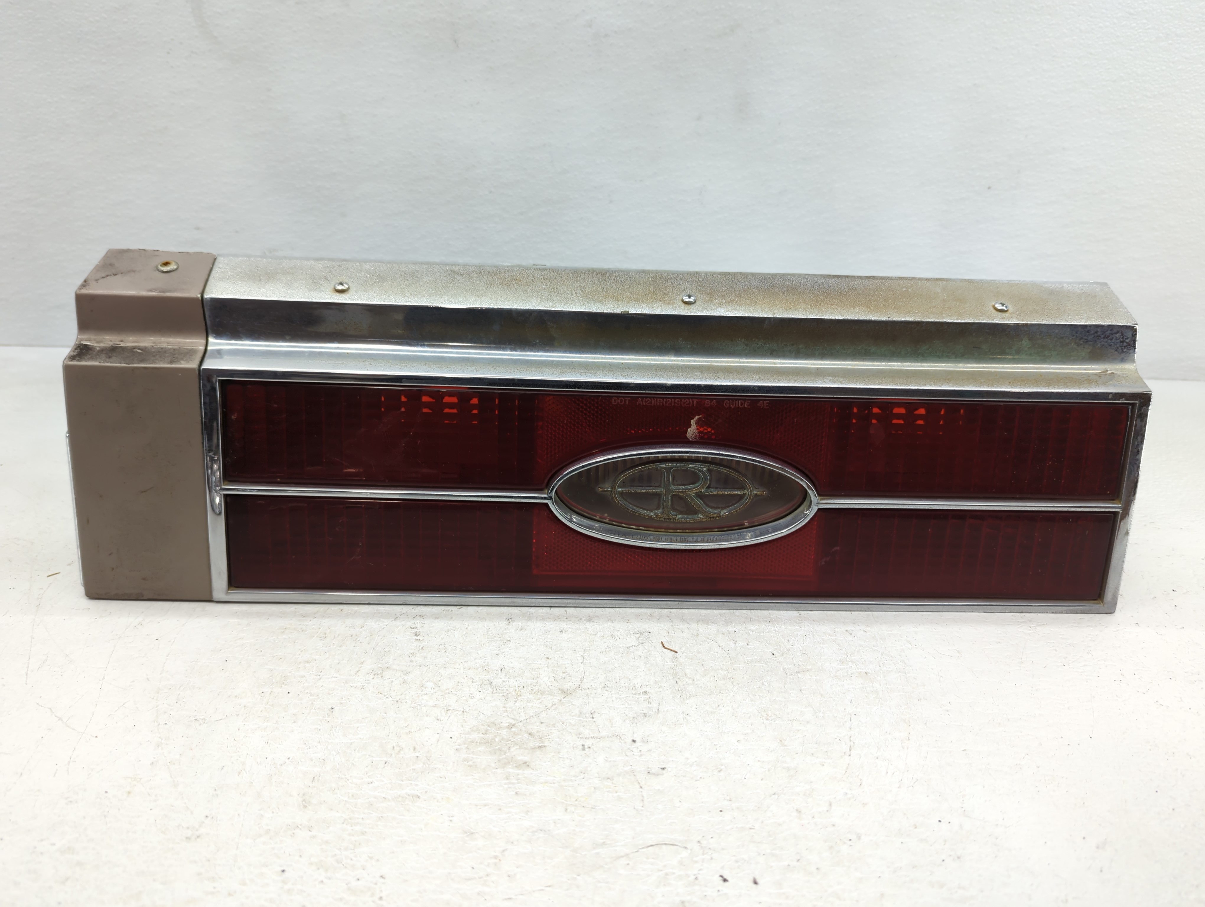 1982 Buick Riviera Passenger Right Side Tail Light Taillight Oem 802104 - Oemusedautoparts1.com