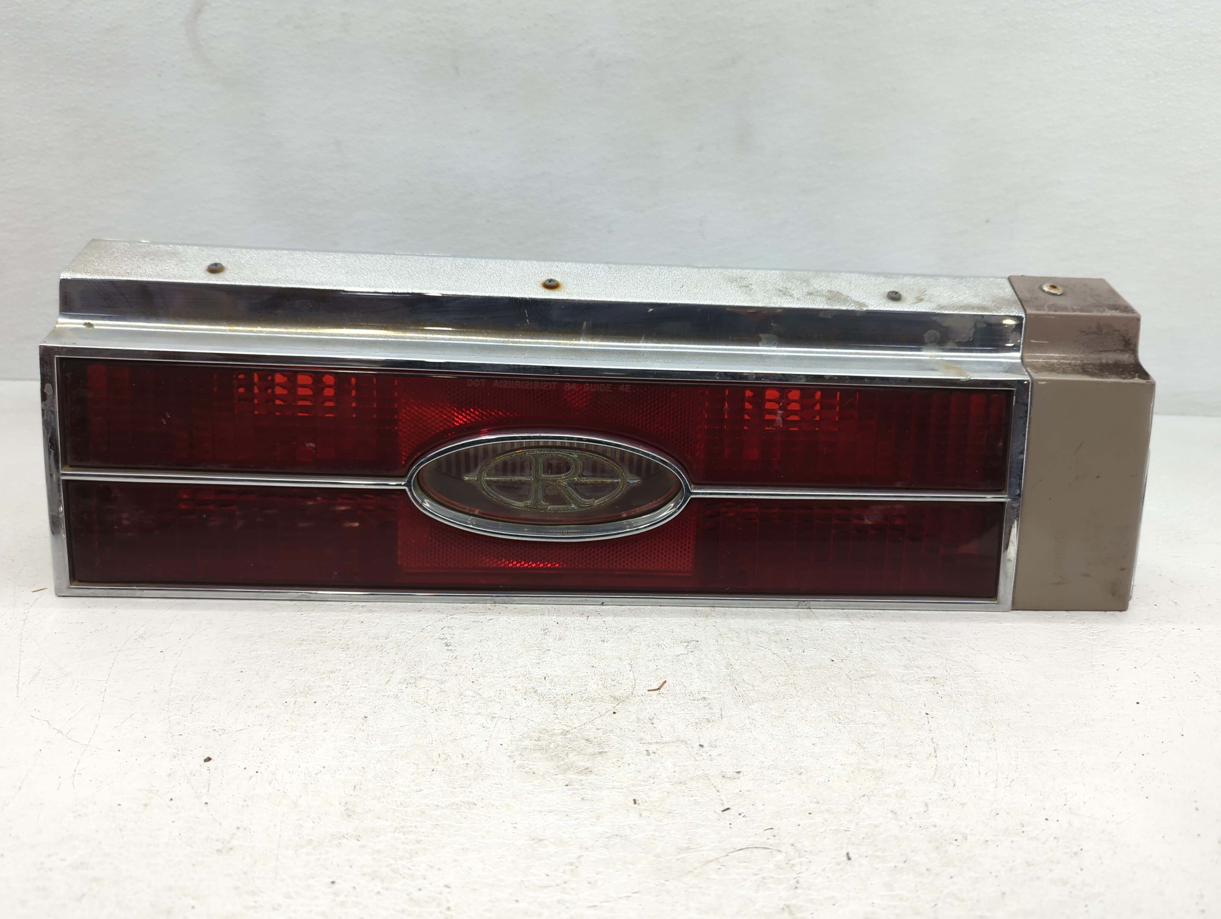 1981 Buick Riviera Driver Left Side Tail Light Taillight Oem 802105 - Oemusedautoparts1.com