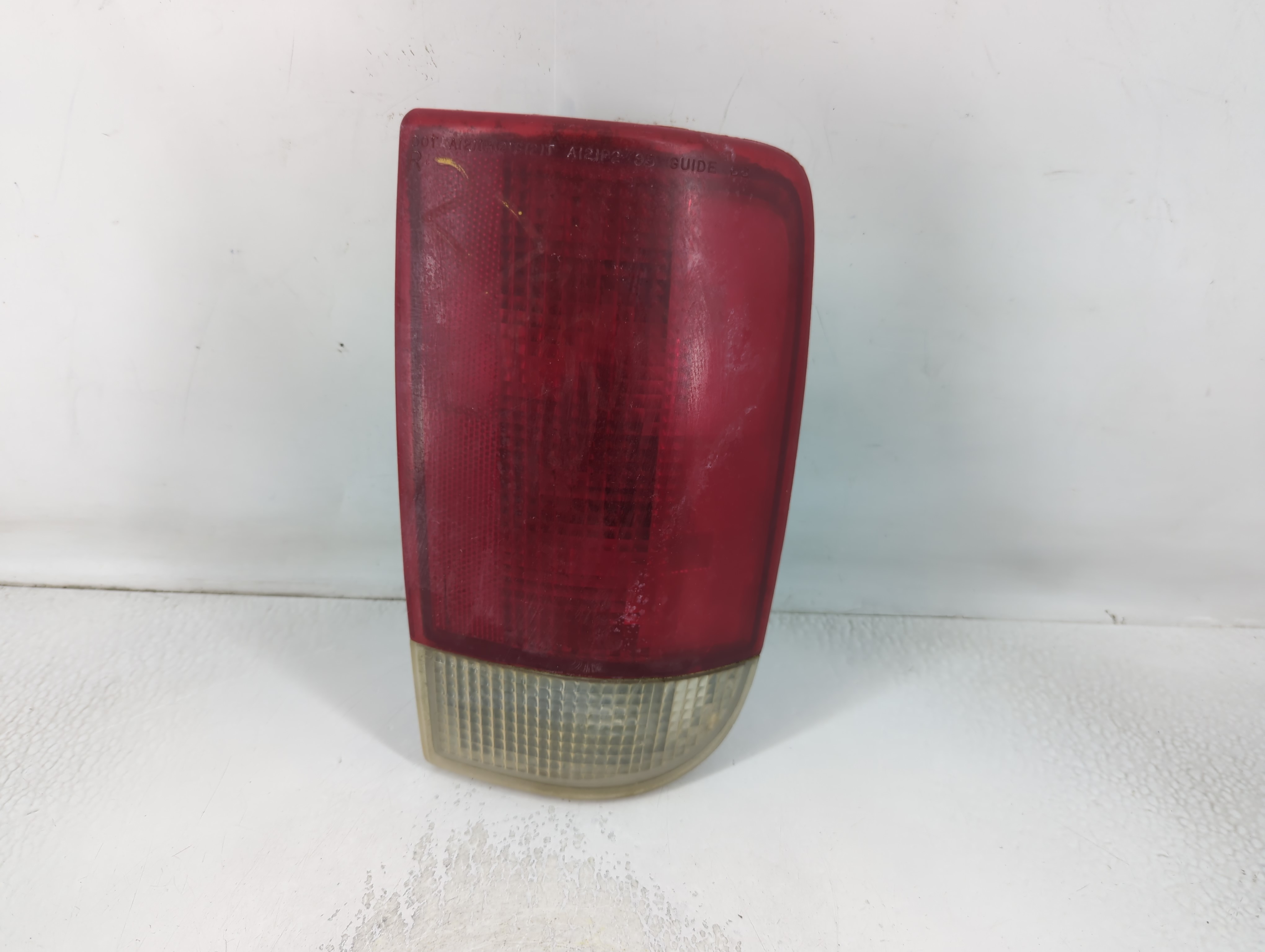2010 Chevrolet S10 Blazer Passenger Right Side Tail Light Taillight Oem 802147 - Oemusedautoparts1.com