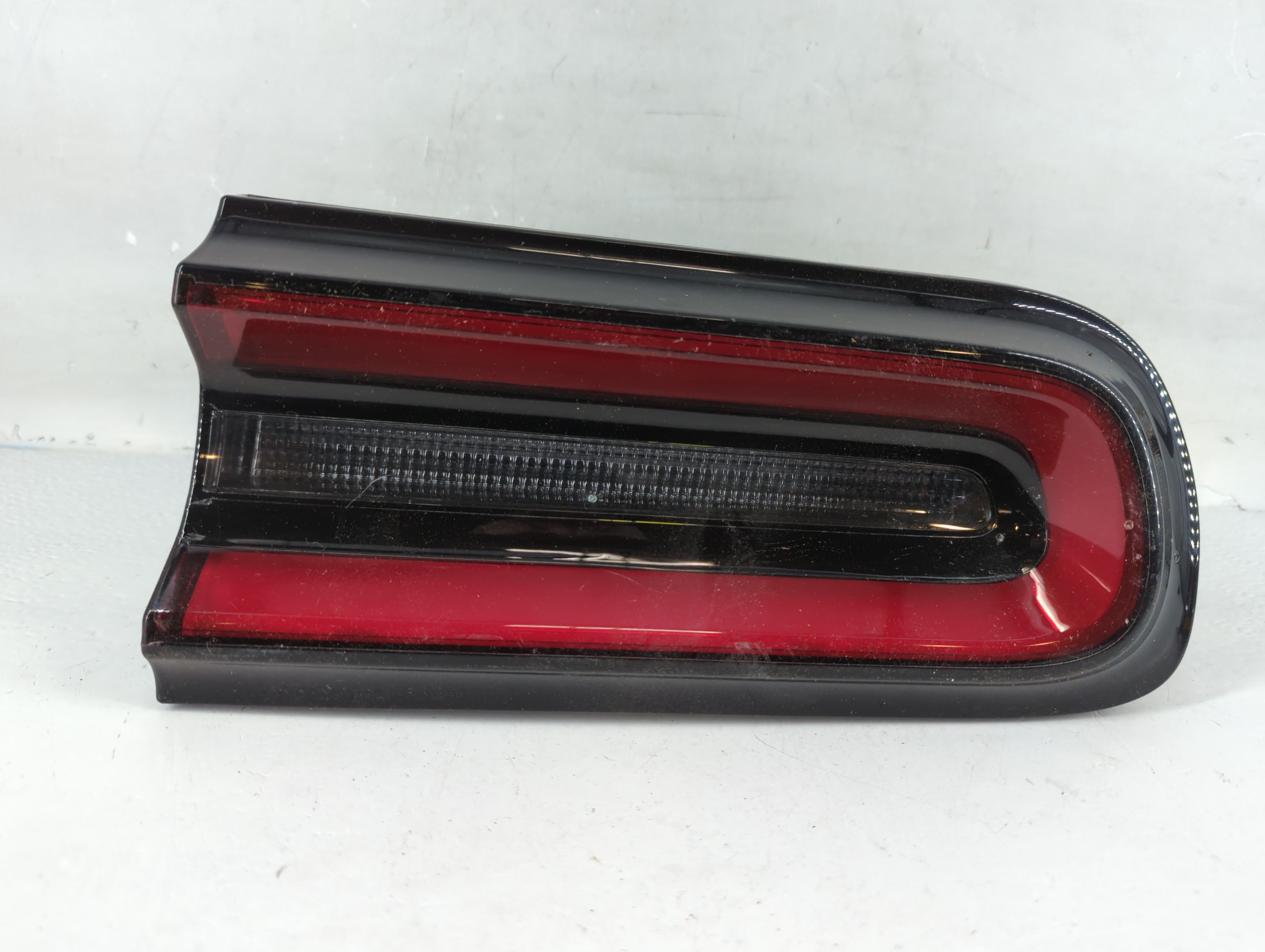 2015-2022 Dodge Challenger Passenger Right Side Tail Light Taillight Oem 802169 - Oemusedautoparts1.com