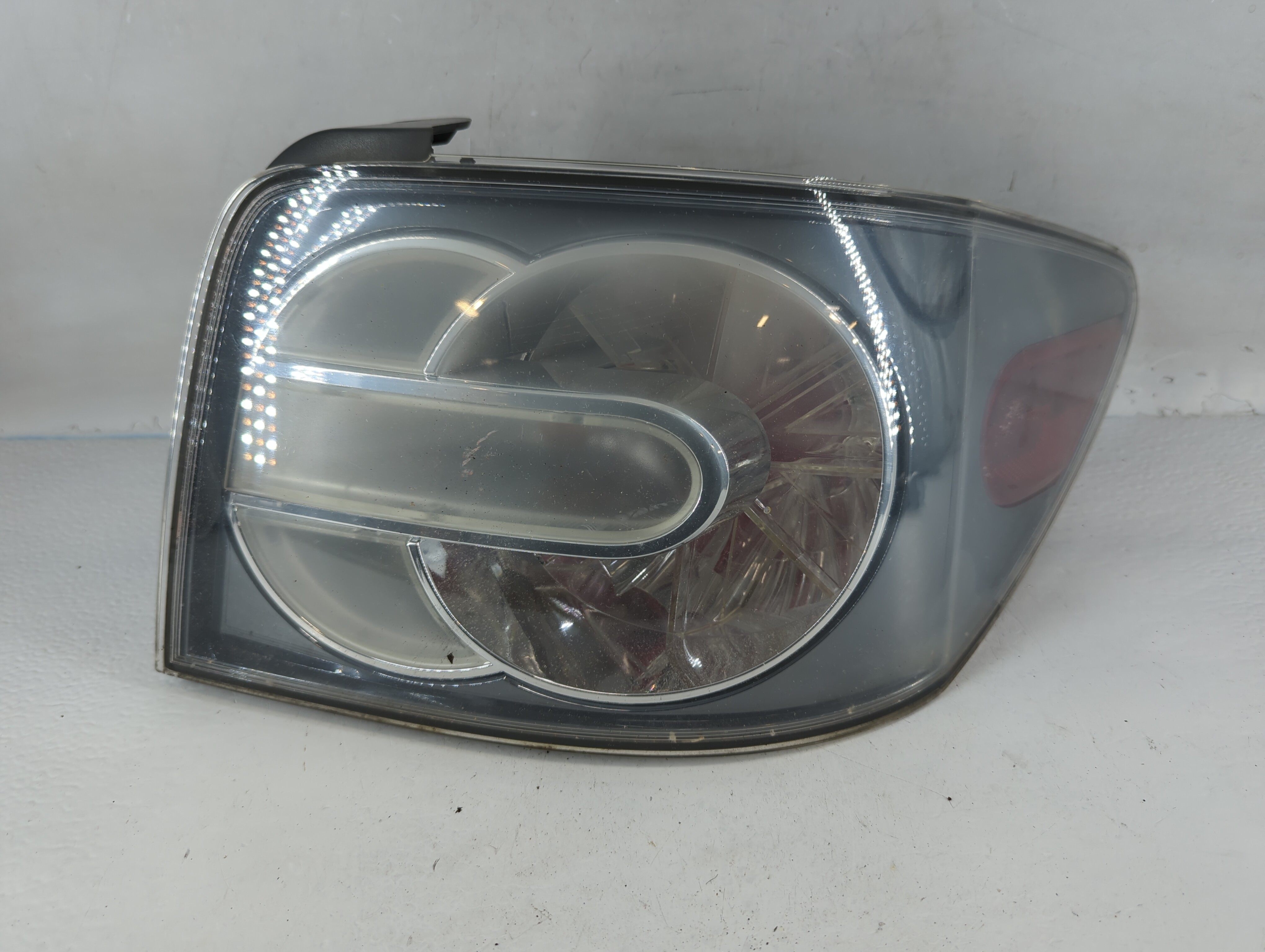 2010-2012 Mazda Cx-7 Passenger Right Side Tail Light Taillight Oem 802174 - Oemusedautoparts1.com