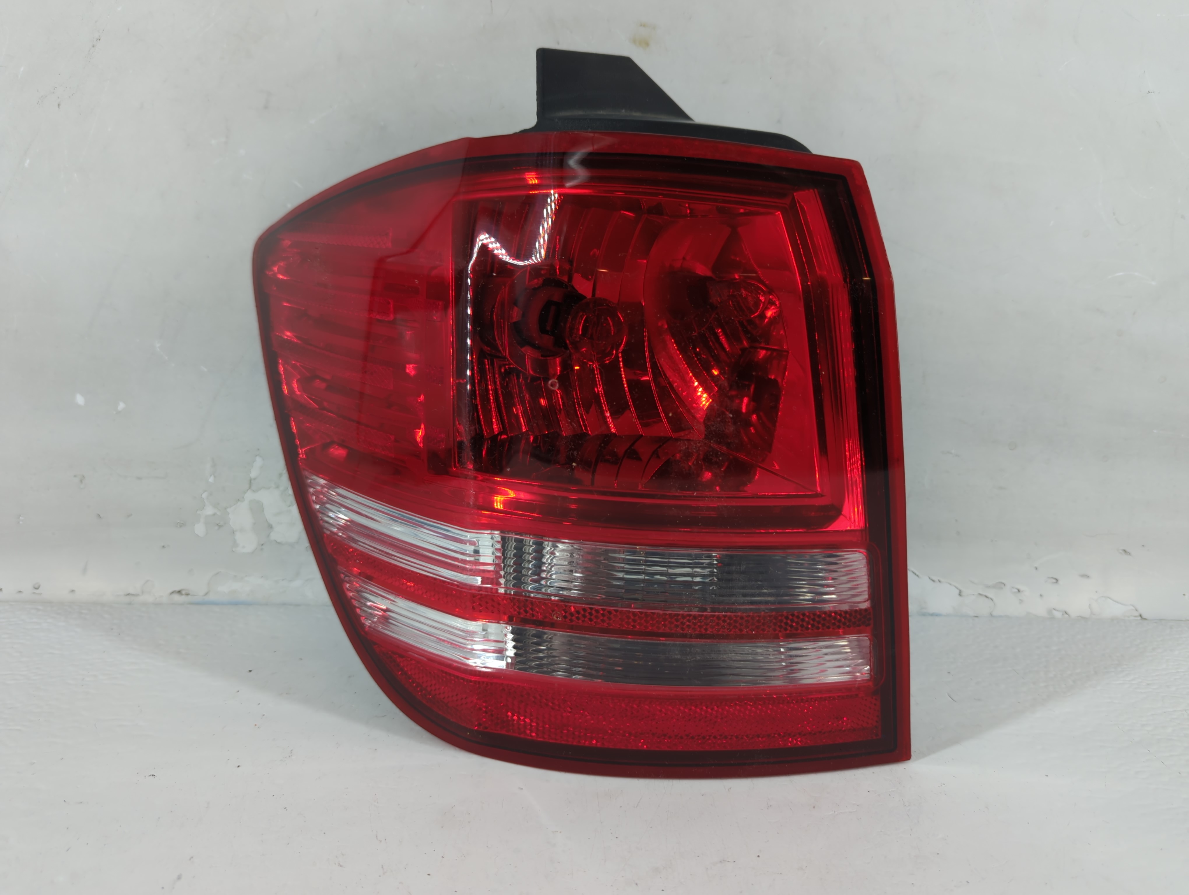 2018 Dodge Journey Driver Left Side Tail Light Taillight Oem 802186 - Oemusedautoparts1.com