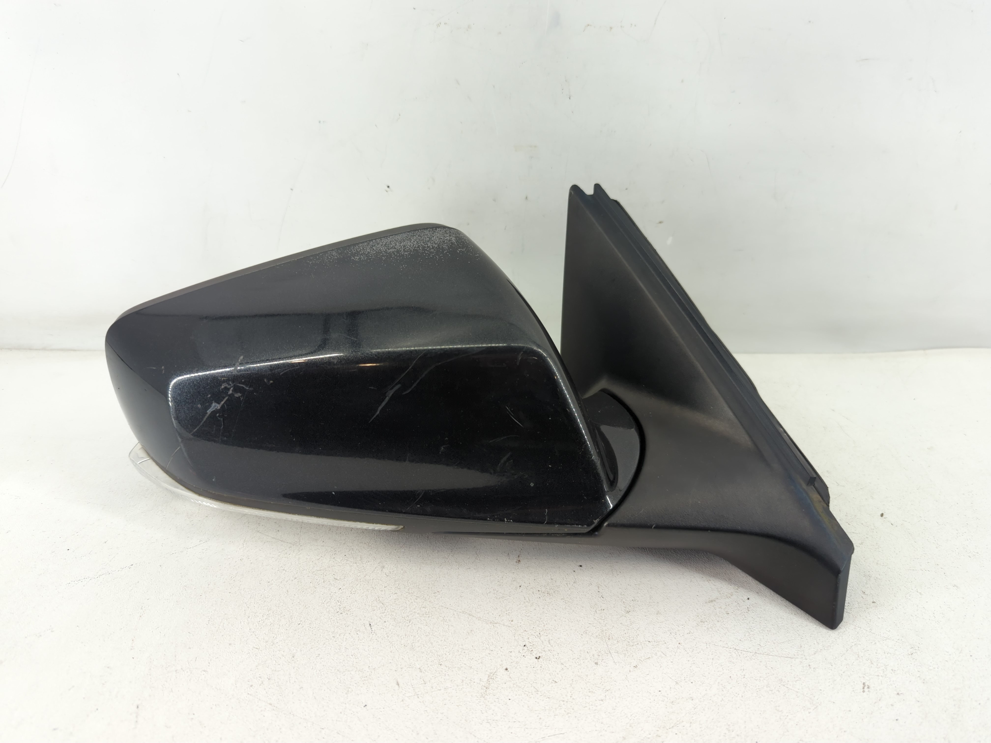 Buick Lacross Passenger Right Side View Power Door Mirror Black 802203 - Oemusedautoparts1.com