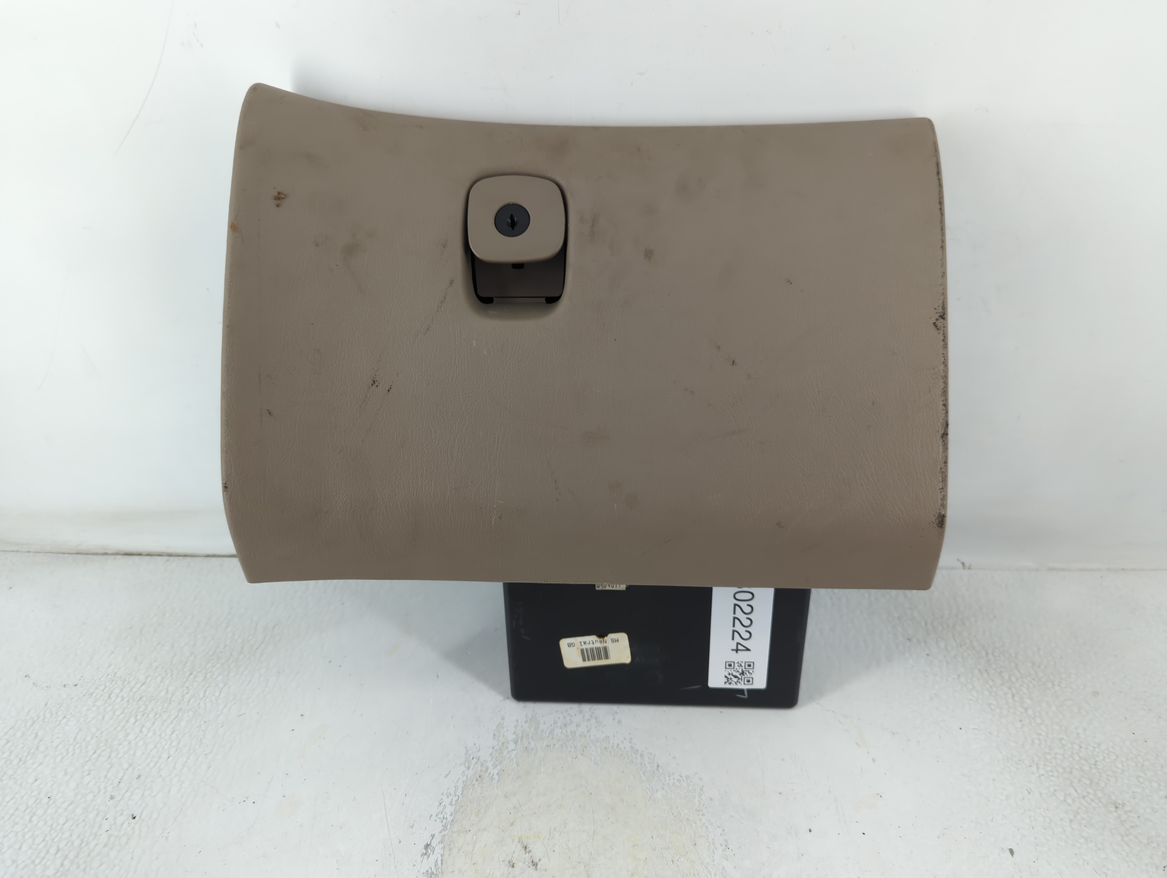 2005 Buick Century Passenger Glove Box Door Storage Compartment 802224 - Oemusedautoparts1.com