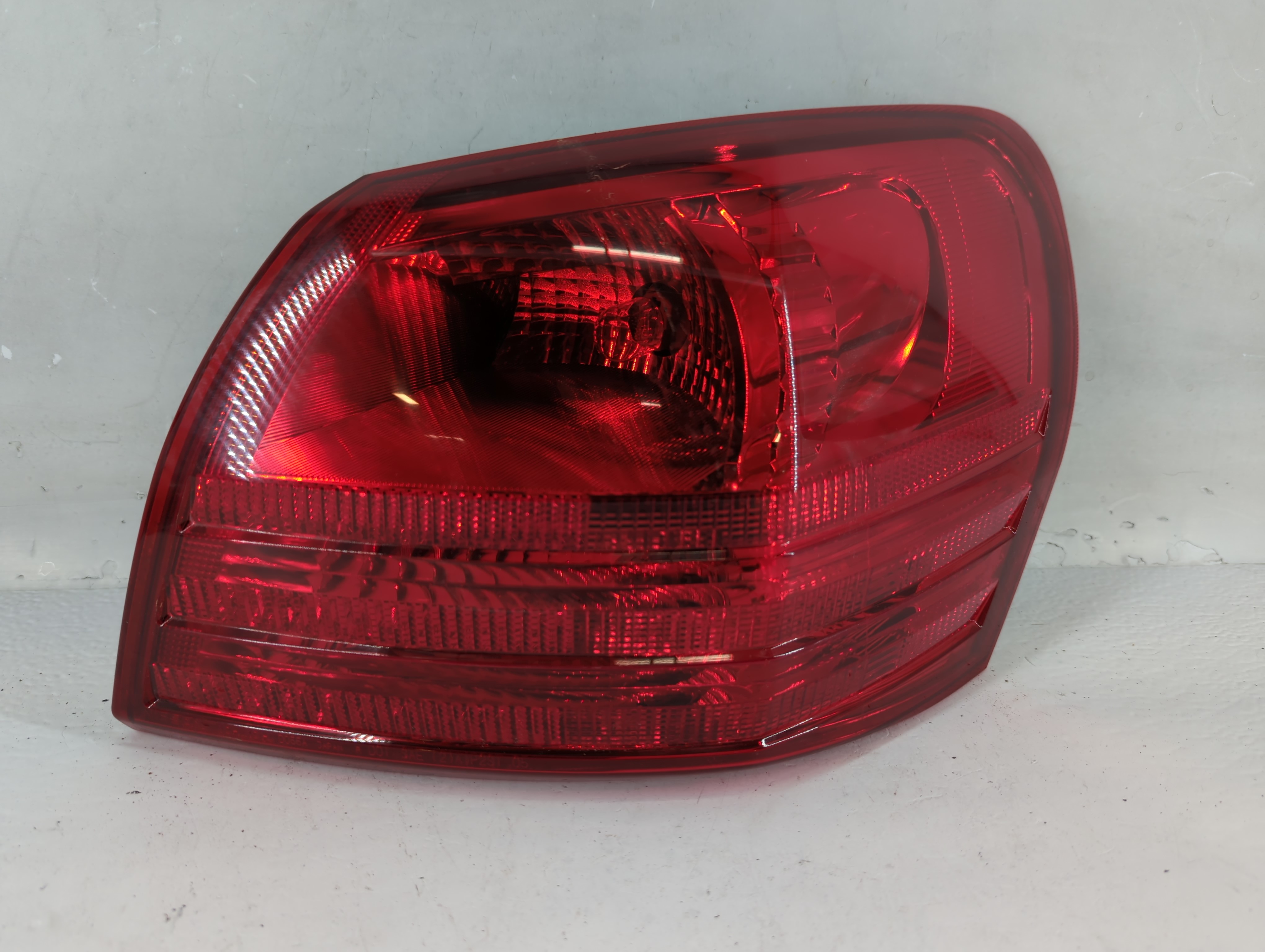 2008-2015 Nissan Rogue Passenger Right Side Tail Light Taillight Oem 802278 - Oemusedautoparts1.com