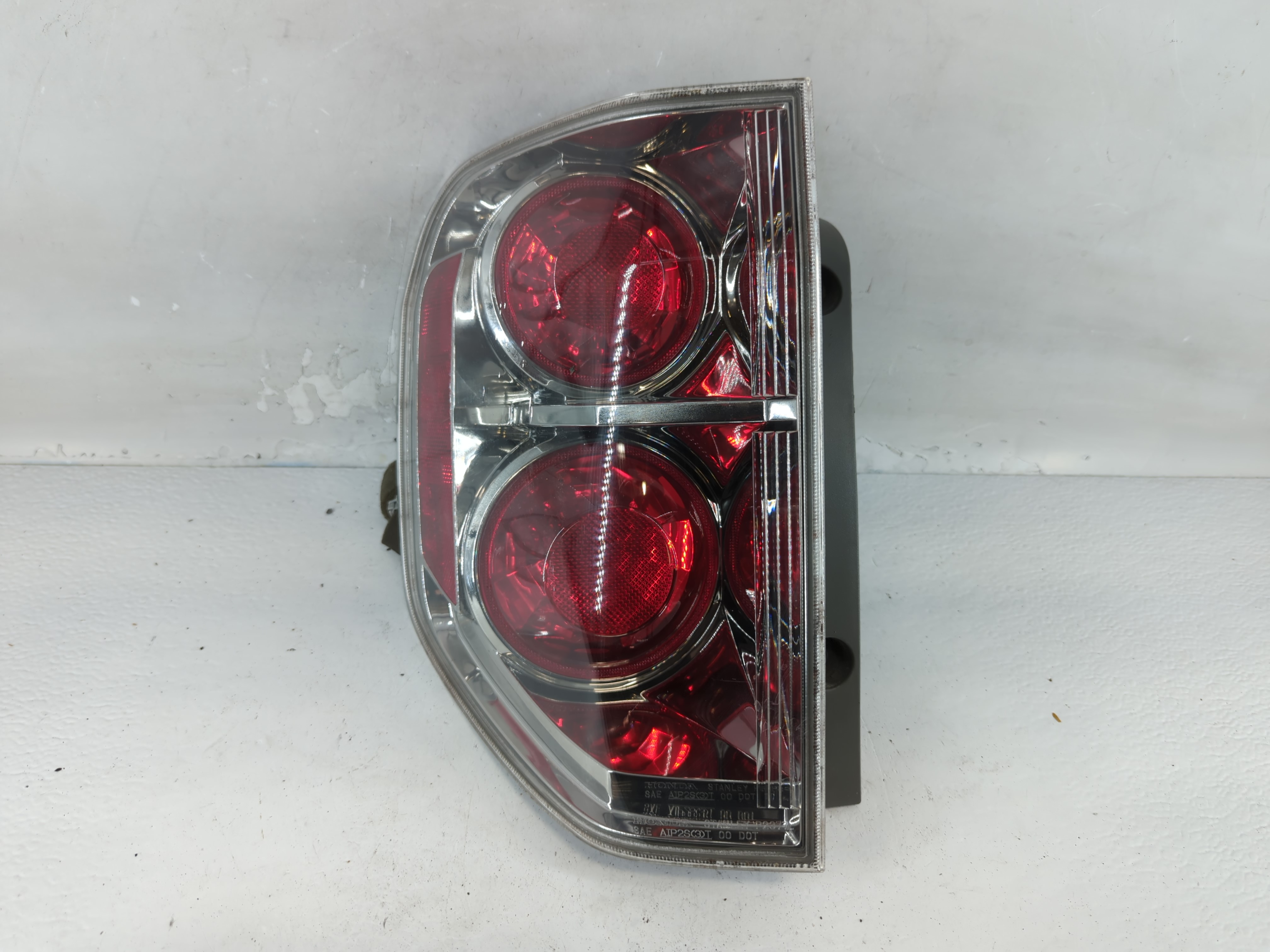2006-2008 Honda Pilot Driver Left Side Tail Light Taillight Oem 802279 - Oemusedautoparts1.com