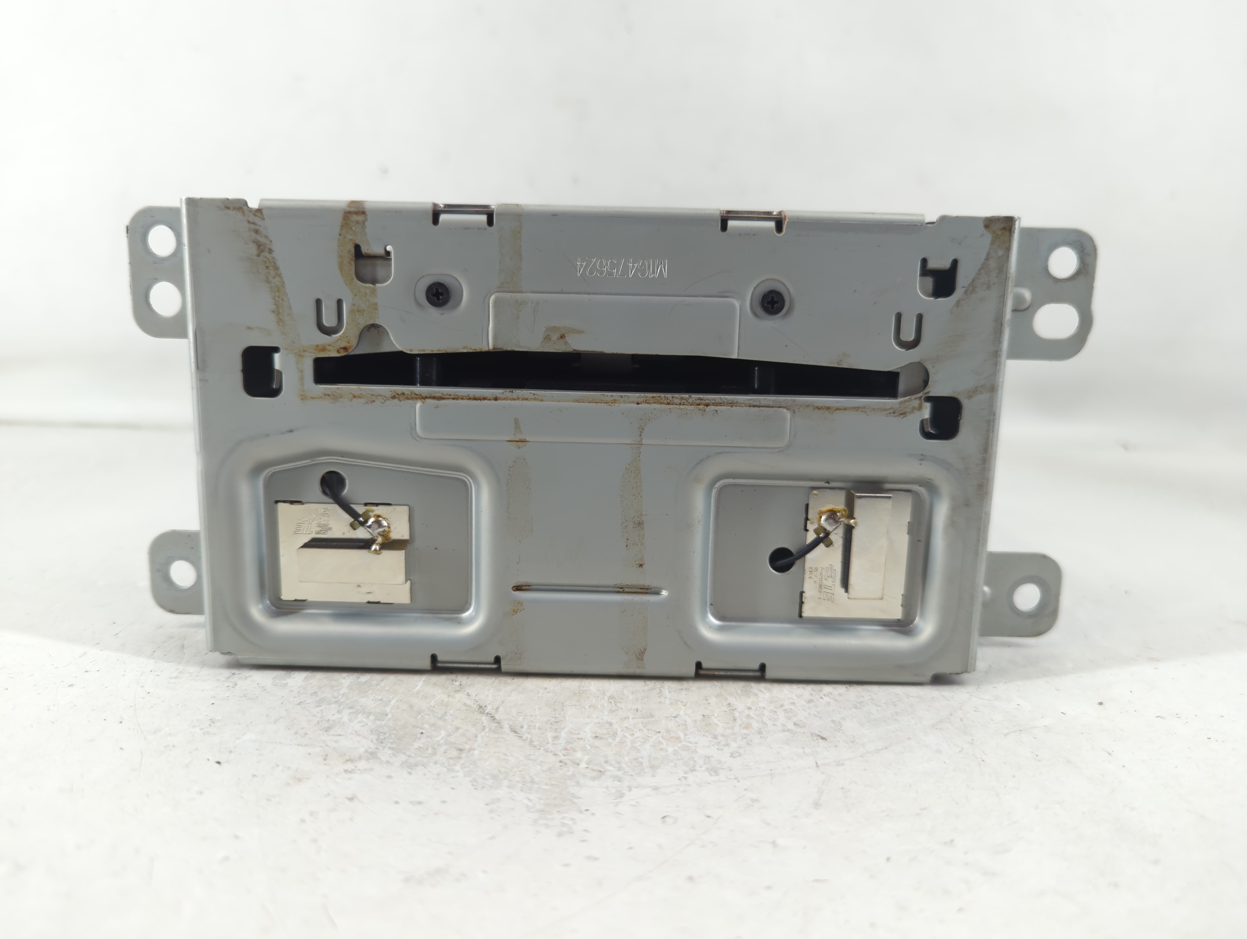 2014-2016 Chevrolet Malibu Am Fm Cd Player Radio Receiver 802303 - Oemusedautoparts1.com