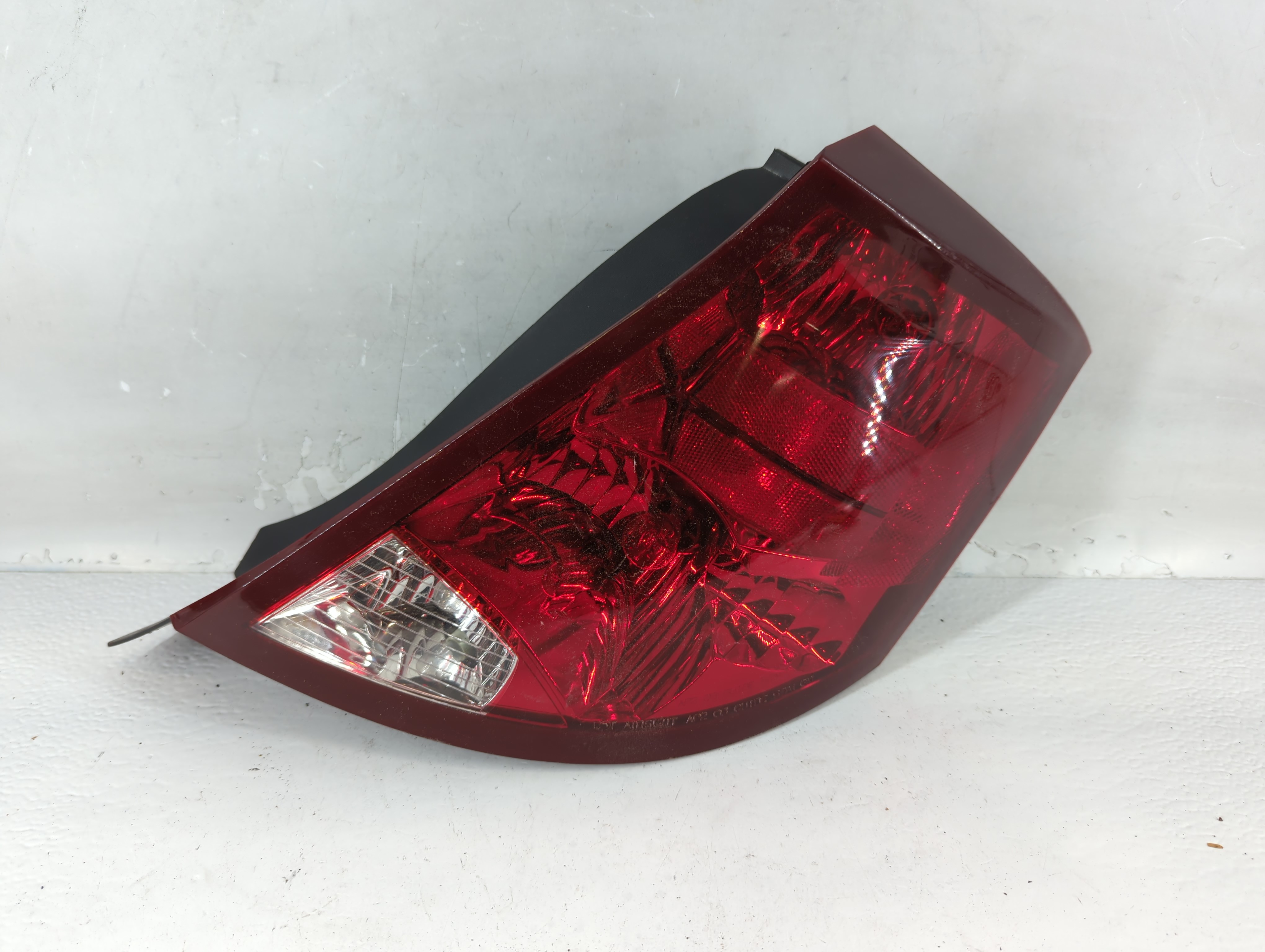 2003-2007 Saturn Ion Passenger Right Side Tail Light Taillight Oem 802308 - Oemusedautoparts1.com