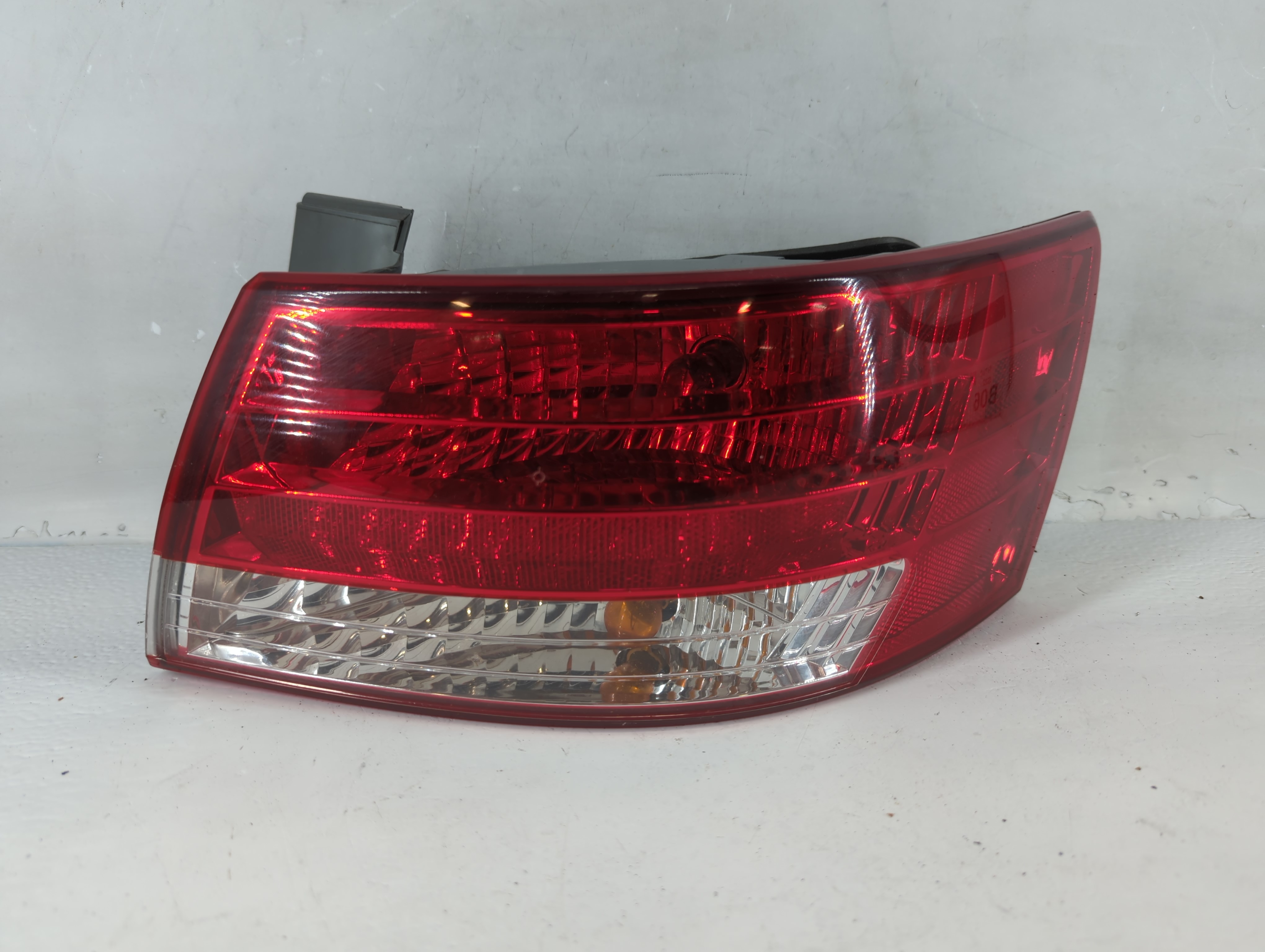 2006-2008 Hyundai Sonata Passenger Right Side Tail Light Taillight Oem 802354 - Oemusedautoparts1.com