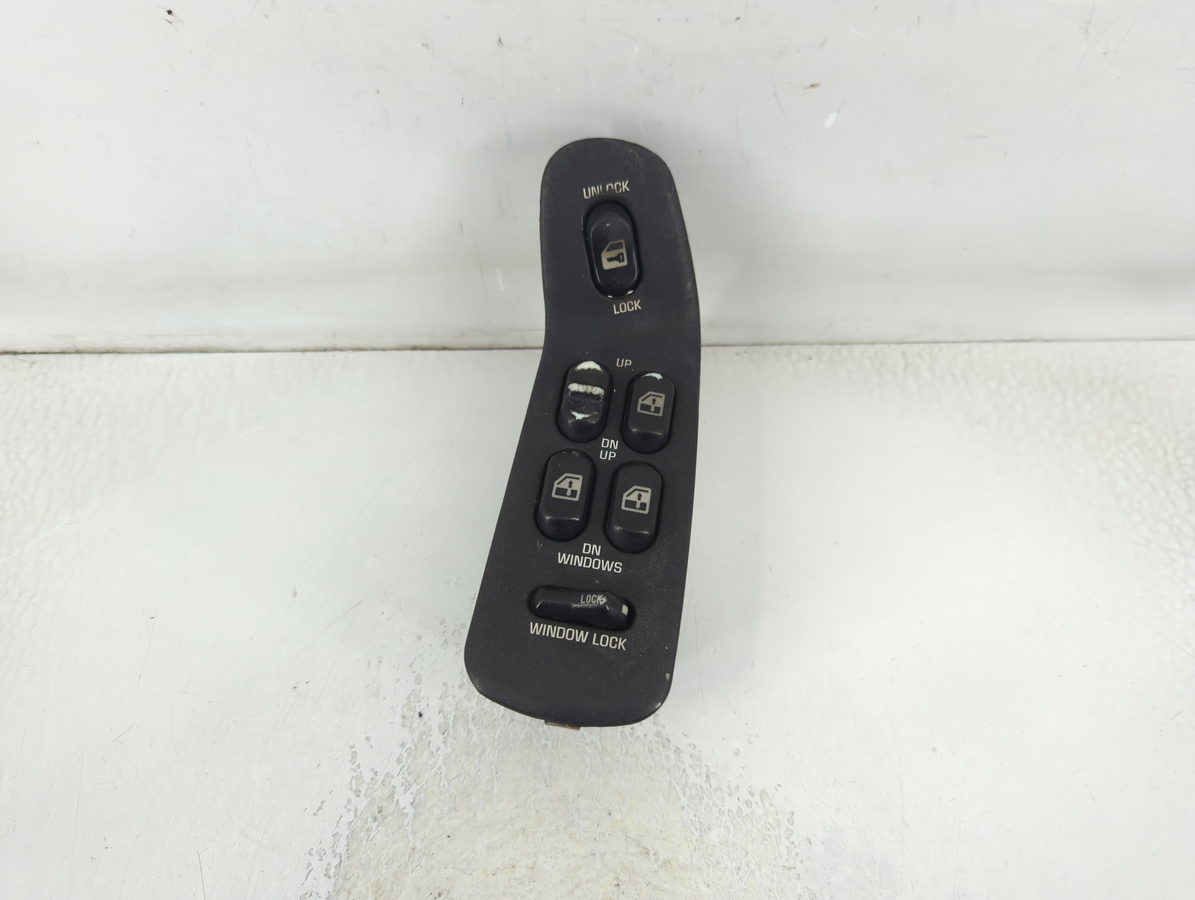 1997 Oldsmobile Achieva Driver Left Door Master Power Window Switch 802452 - Oemusedautoparts1.com