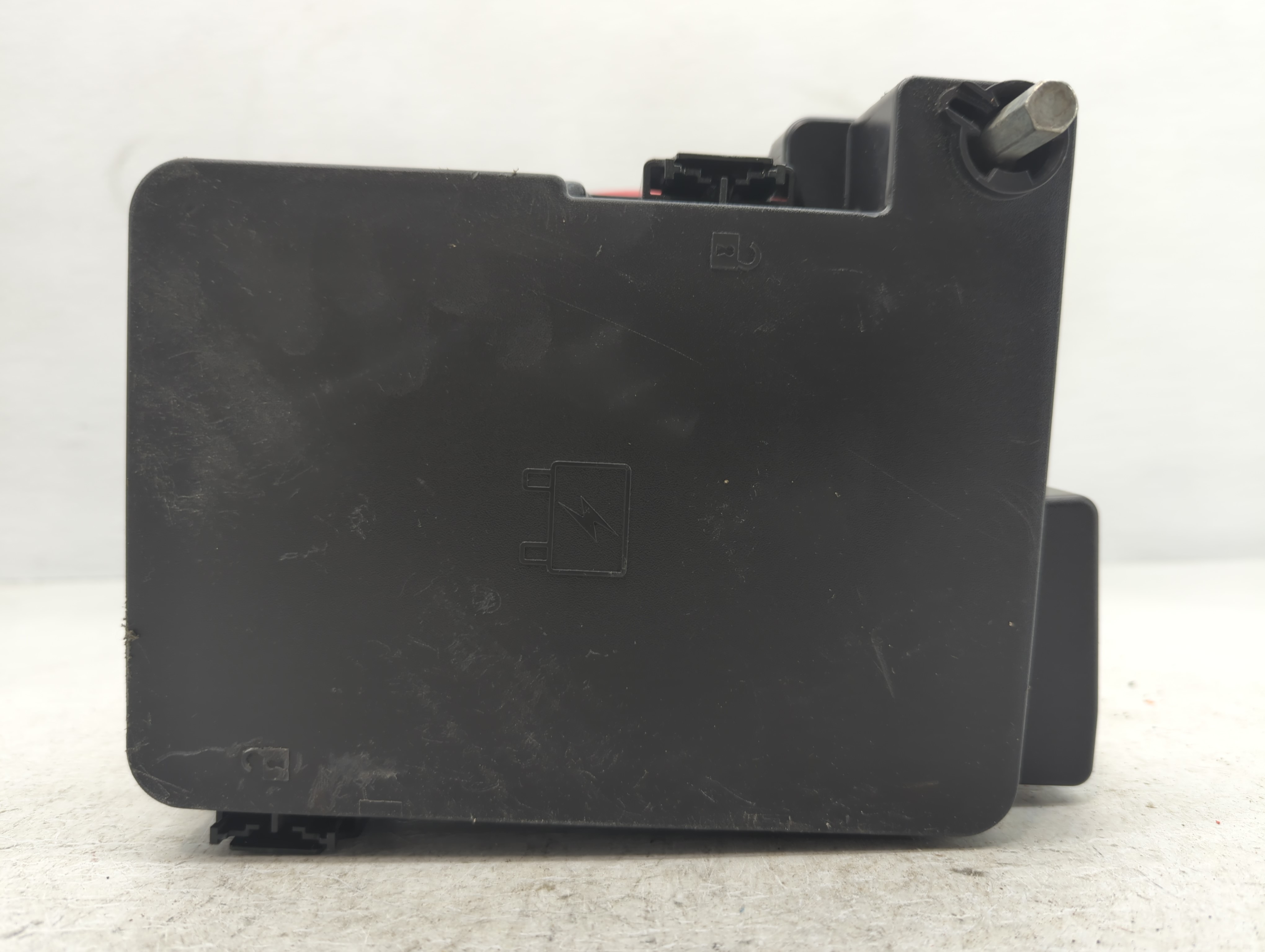 2012-2012 Chevrolet Equinox Fusebox Fuse Box Relay Module 802474 - Oemusedautoparts1.com