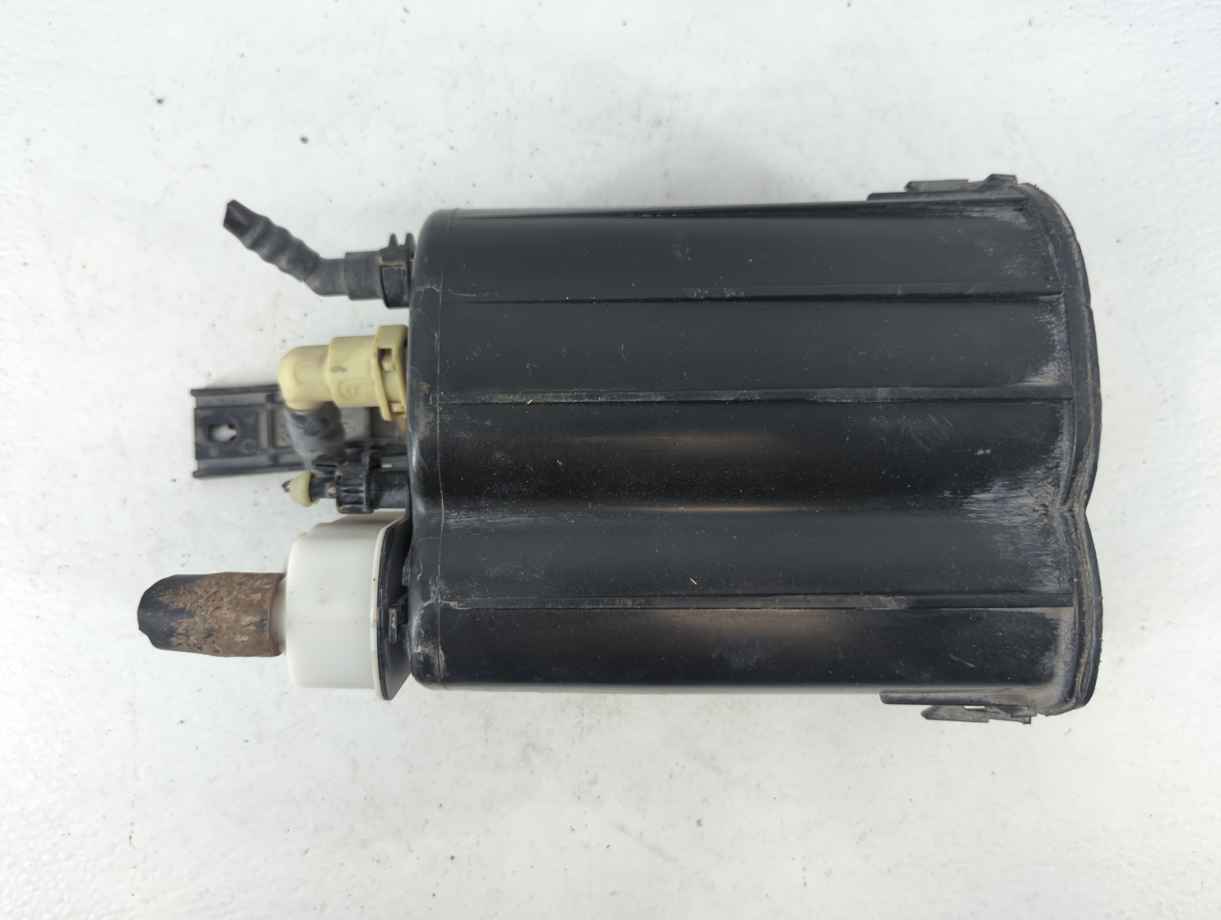 2015 Jeep Patriot Fuel Vapor Charcoal Canister 802501 - Oemusedautoparts1.com