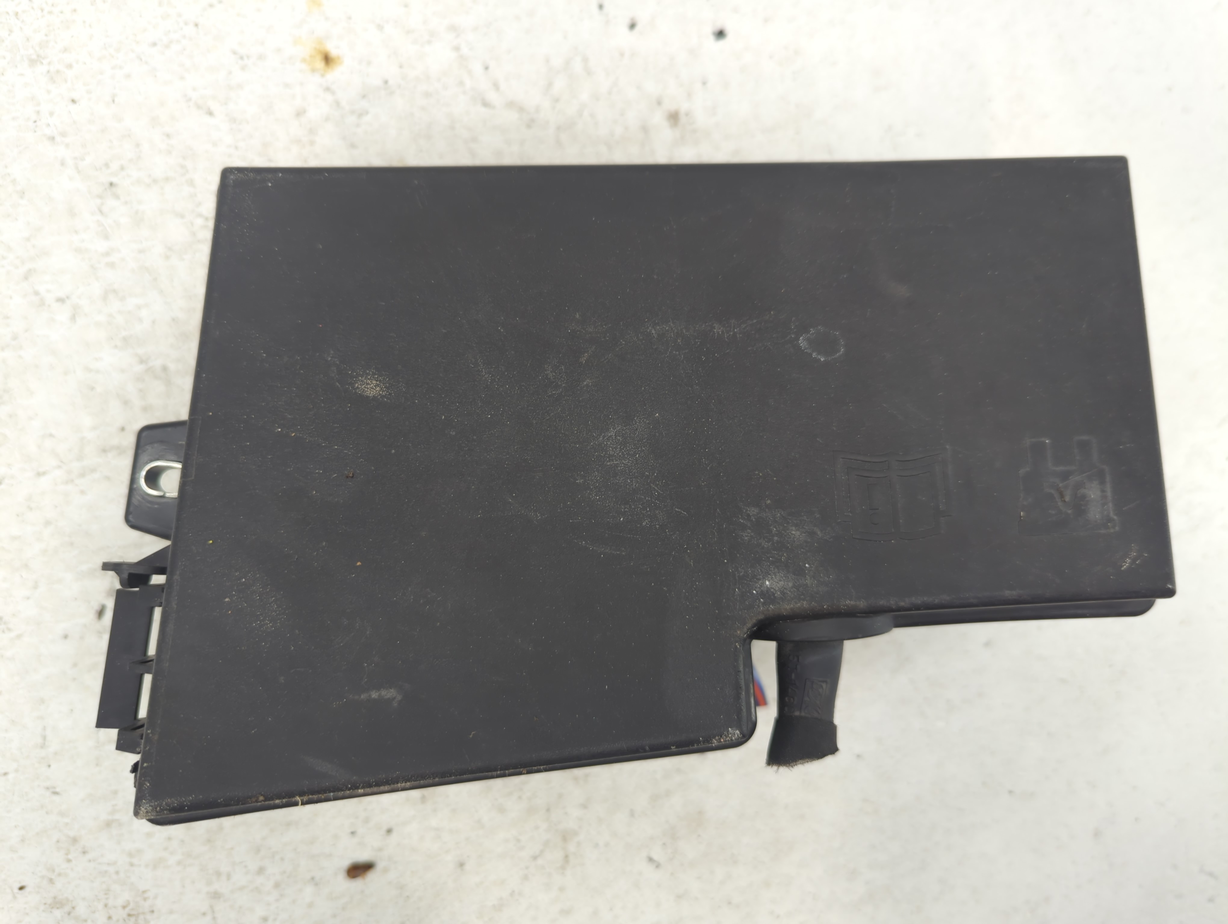 2015-2015 Ford Focus Fusebox Fuse Box Relay Module Av6t-14a142-ab 802516 - Oemusedautoparts1.com