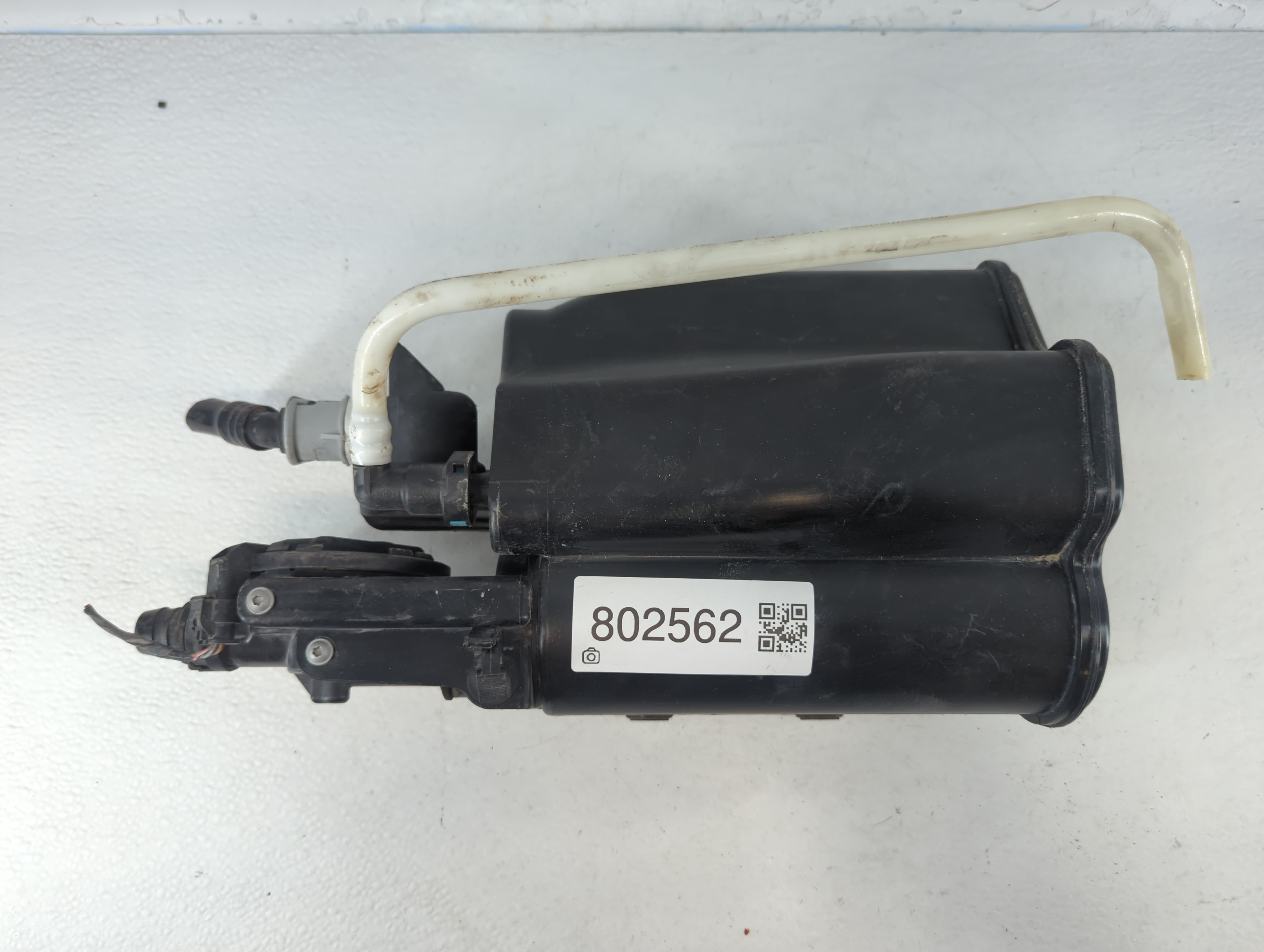 2018 Bmw 320i Fuel Vapor Charcoal Canister 802562 - Oemusedautoparts1.com