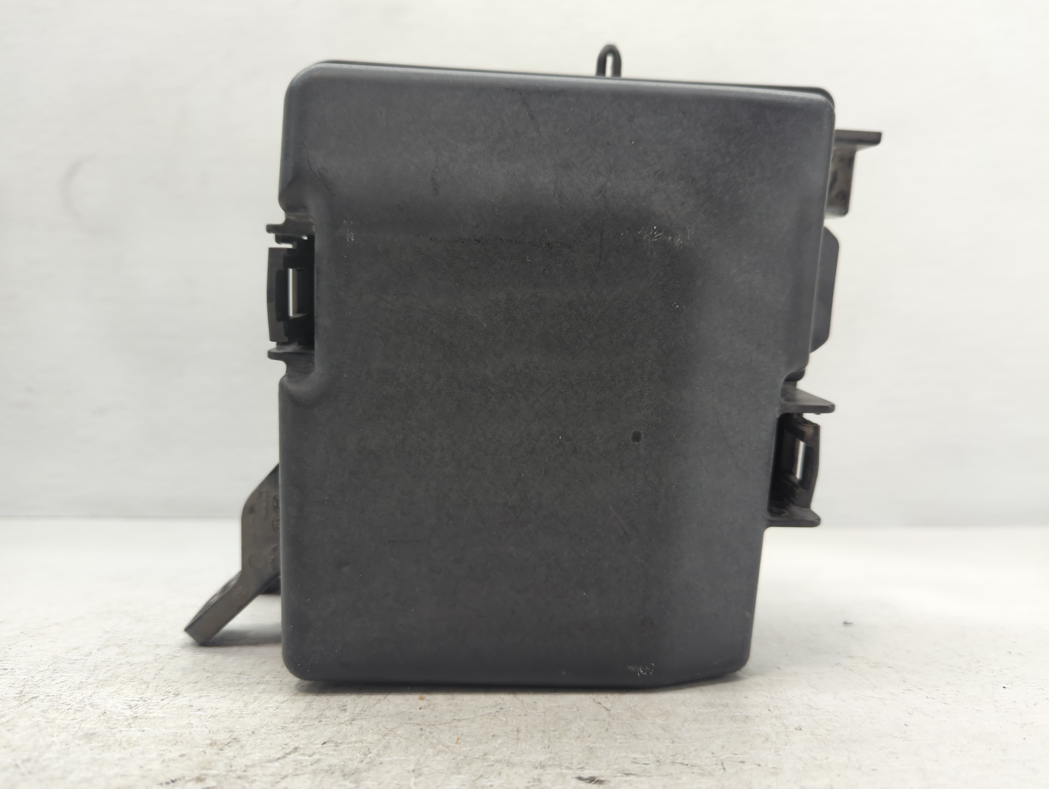 2016-2017 Hyundai Sonata Fusebox Fuse Box Relay Module 802571 - Oemusedautoparts1.com