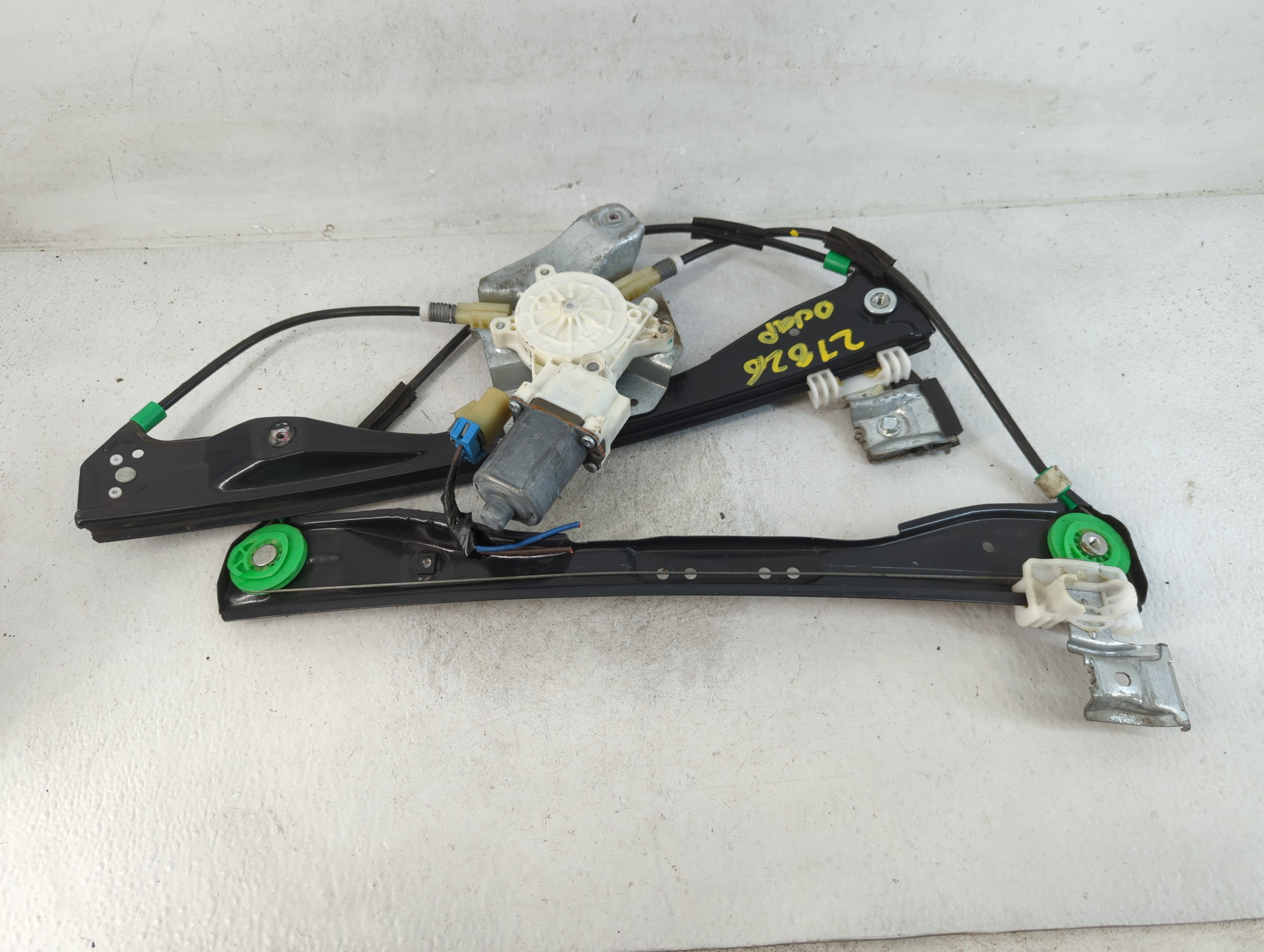 2008-2012 Chevrolet Malibu Driver Left Front Window Regulator 802573 - Oemusedautoparts1.com