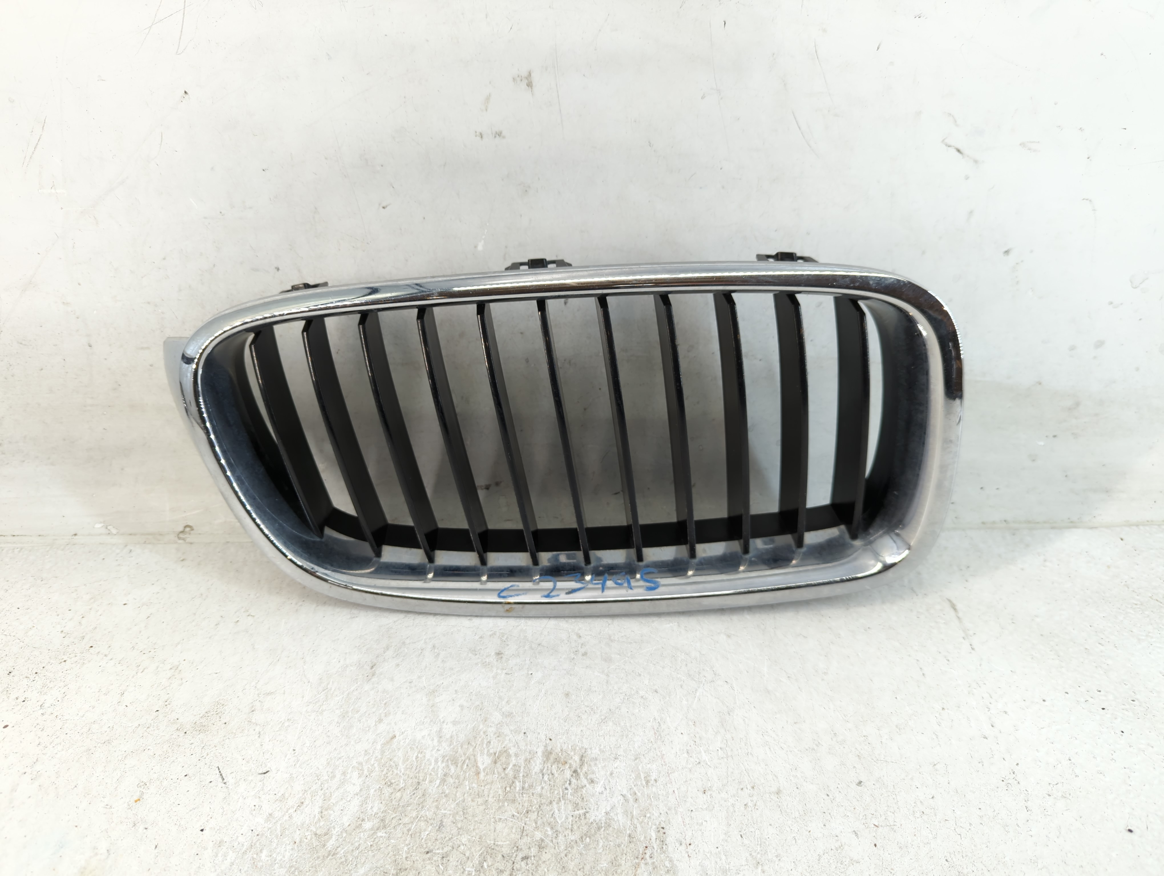 Picture of 2012-2018 Bmw 320i Front Bumper Grille Cover 802586