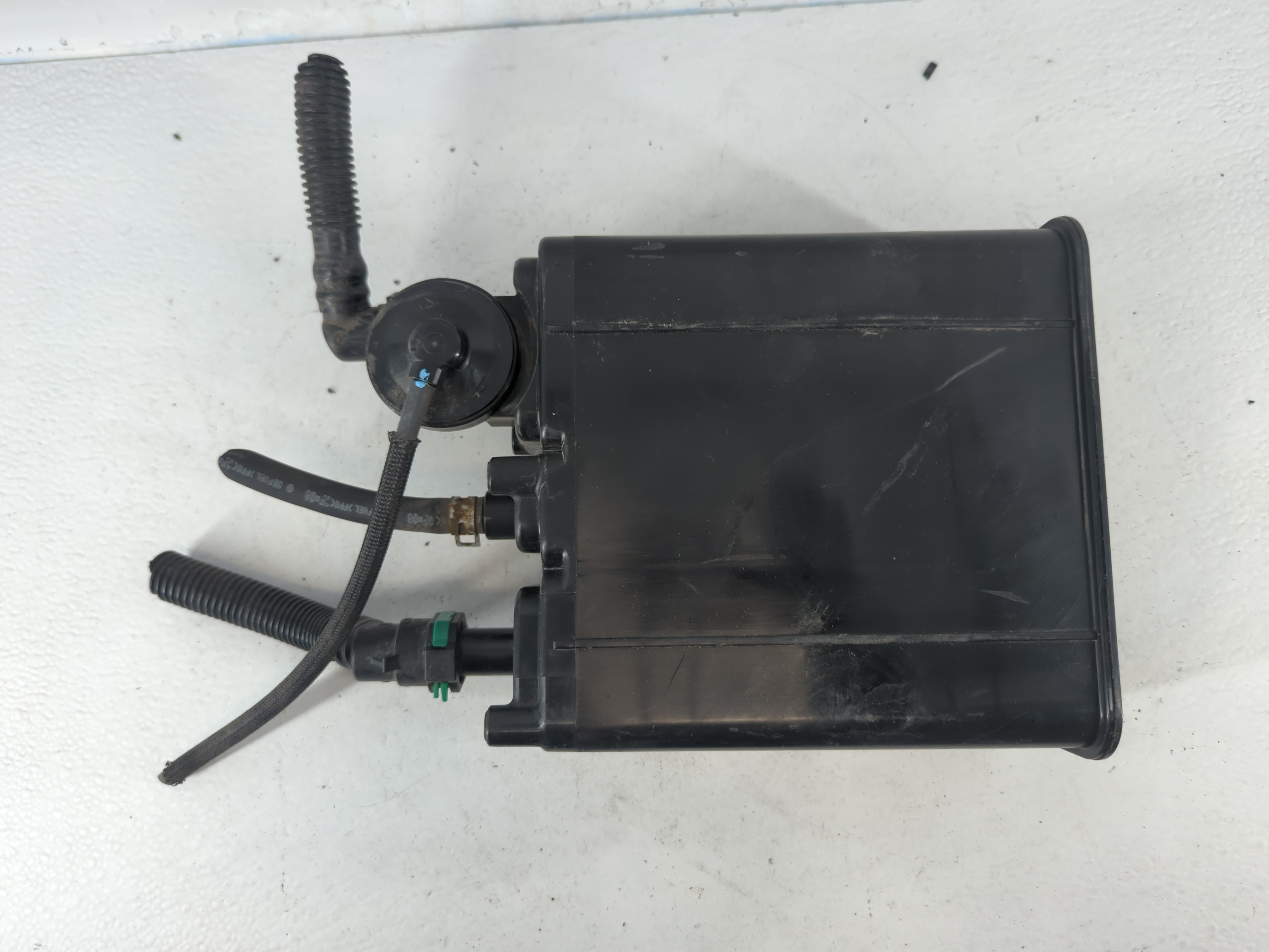 2007 Toyota Camry Fuel Vapor Charcoal Canister 802593 - Oemusedautoparts1.com