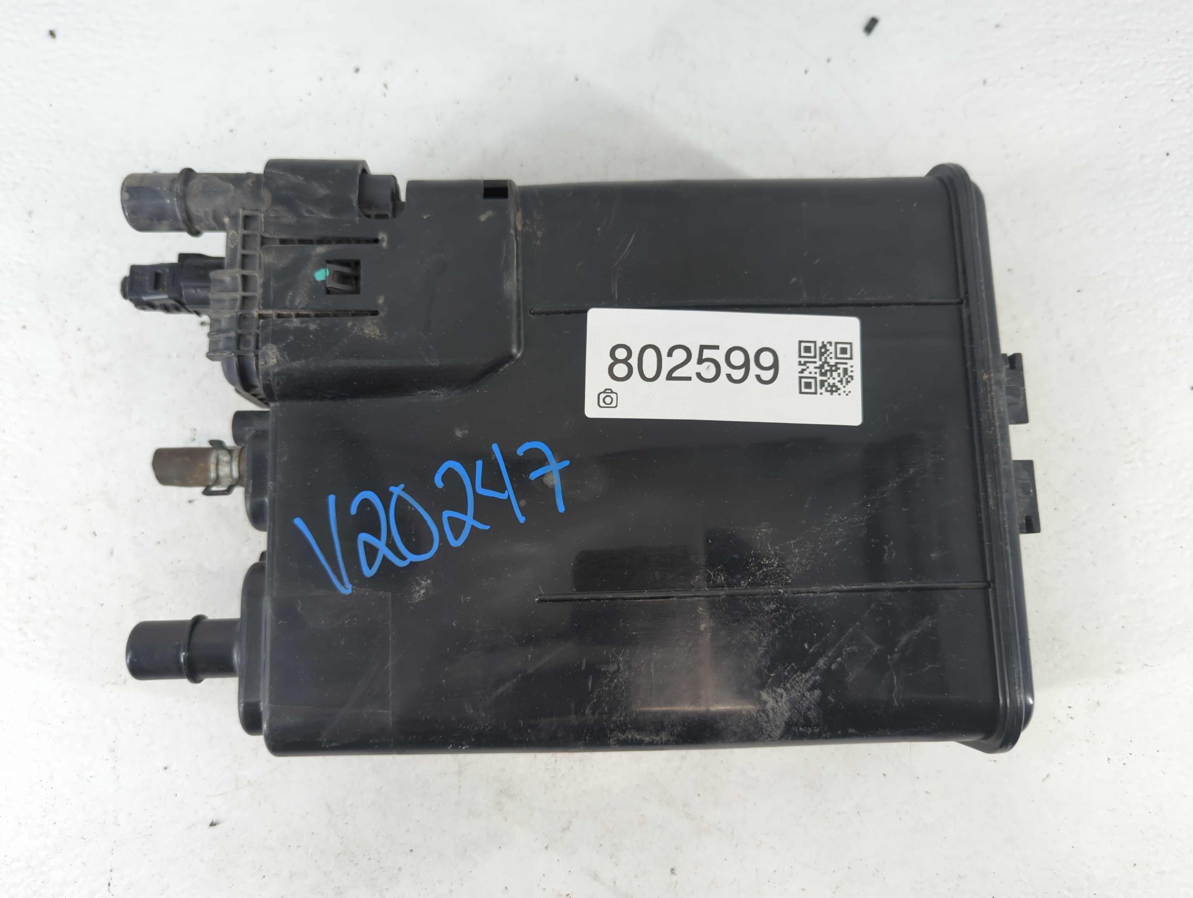 Picture of 2013 Lexus Es350 Fuel Vapor Charcoal Canister 802599