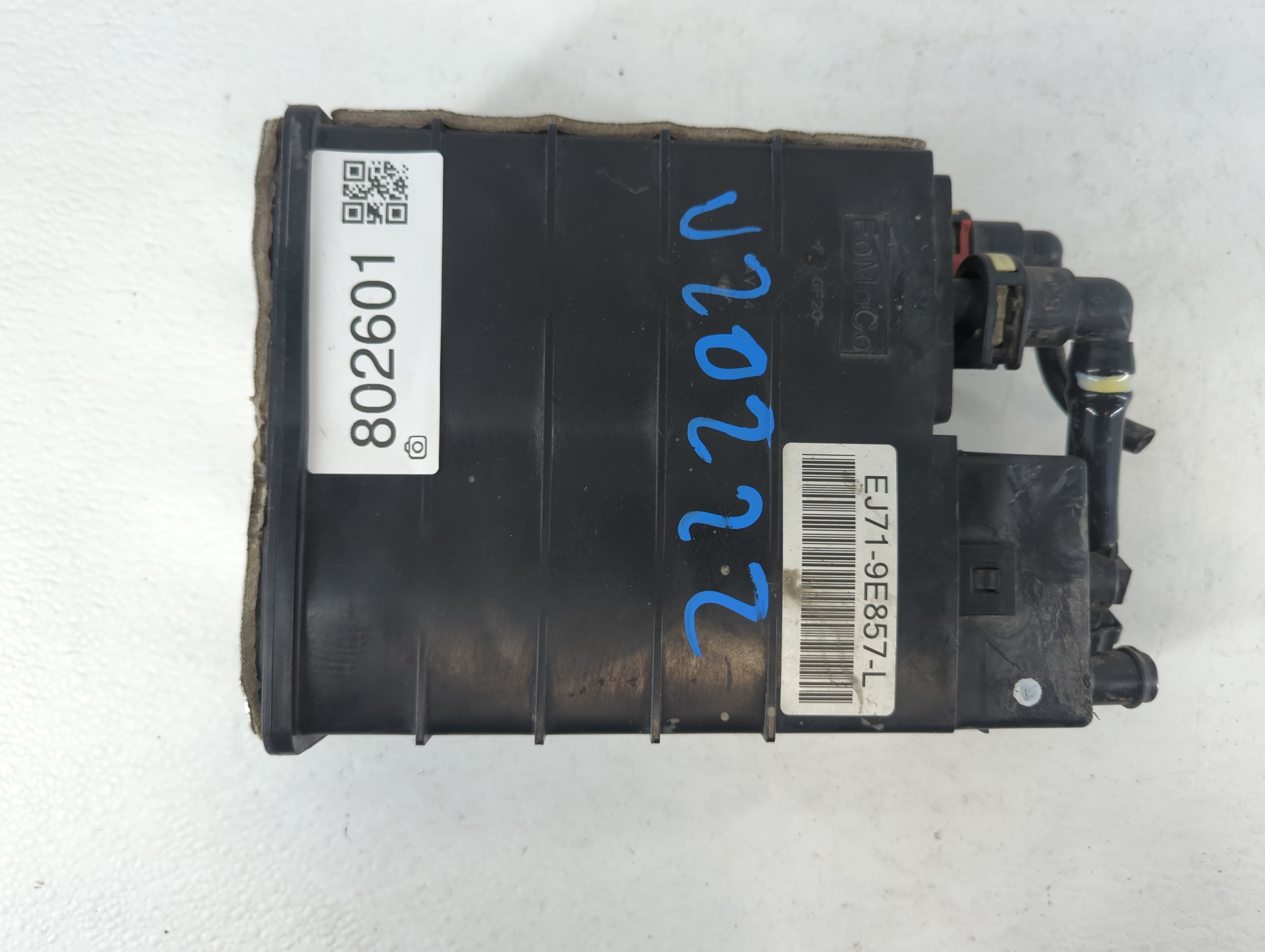 2015 Lincoln Mkc Fuel Vapor Charcoal Canister 802601 - Oemusedautoparts1.com