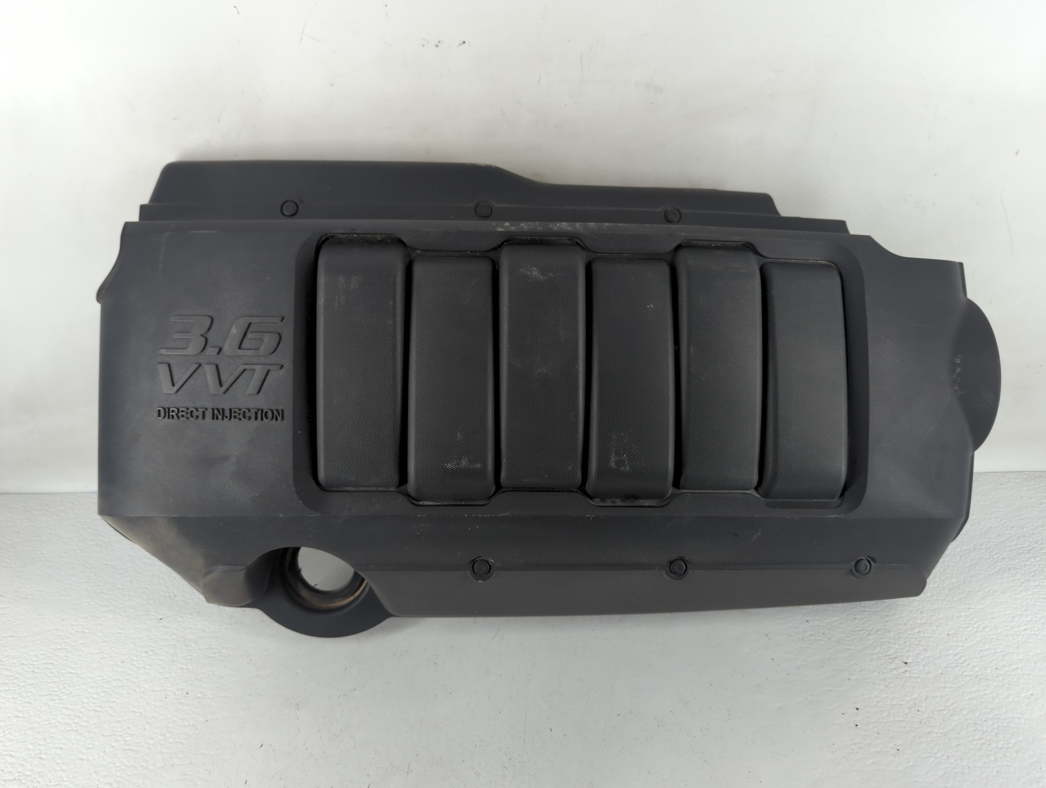 2014 Chevrolet Traverse Engine Cover 802639 - Oemusedautoparts1.com