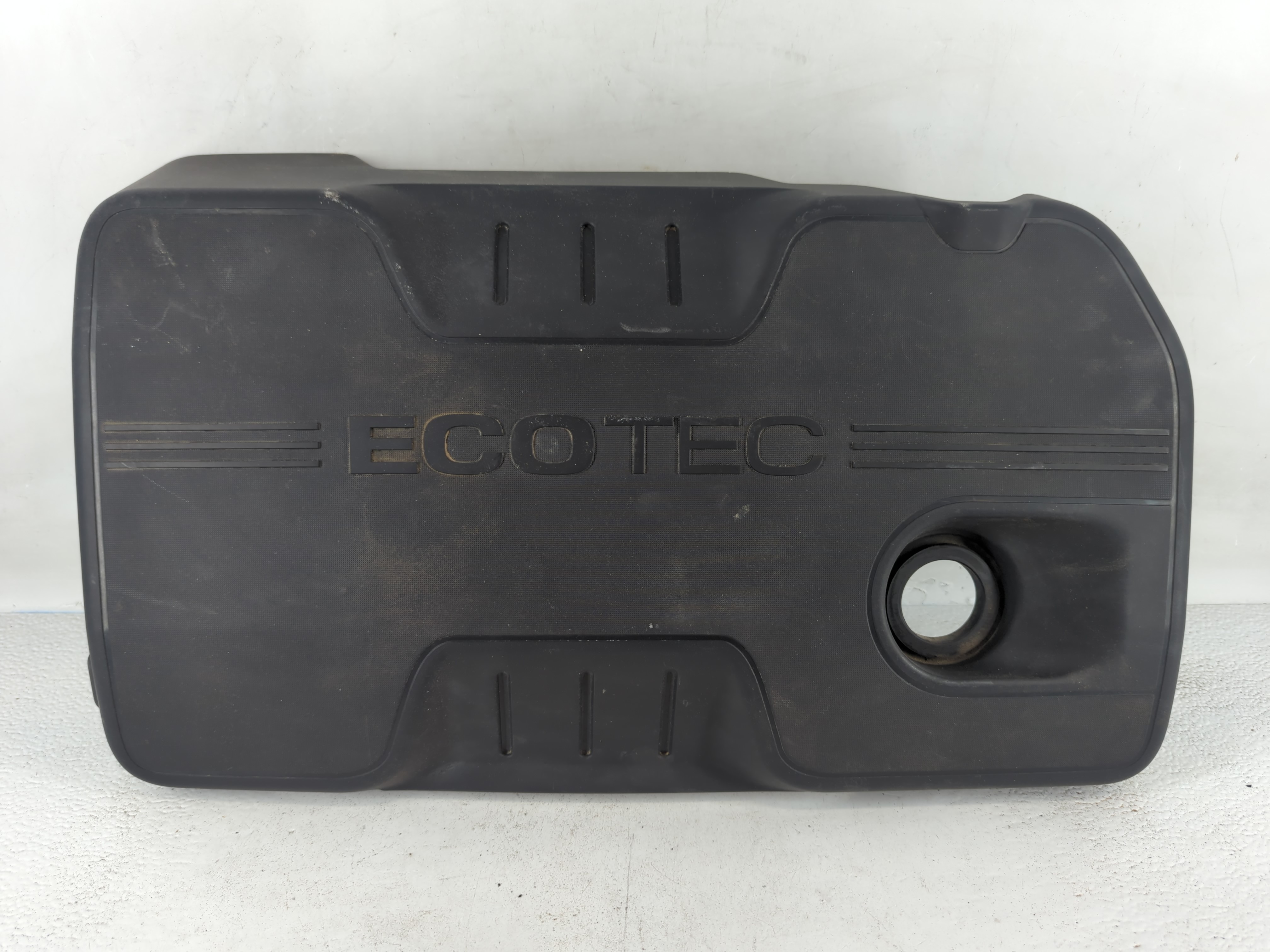 2012 Chevrolet Equinox Engine Cover 802640 - Oemusedautoparts1.com