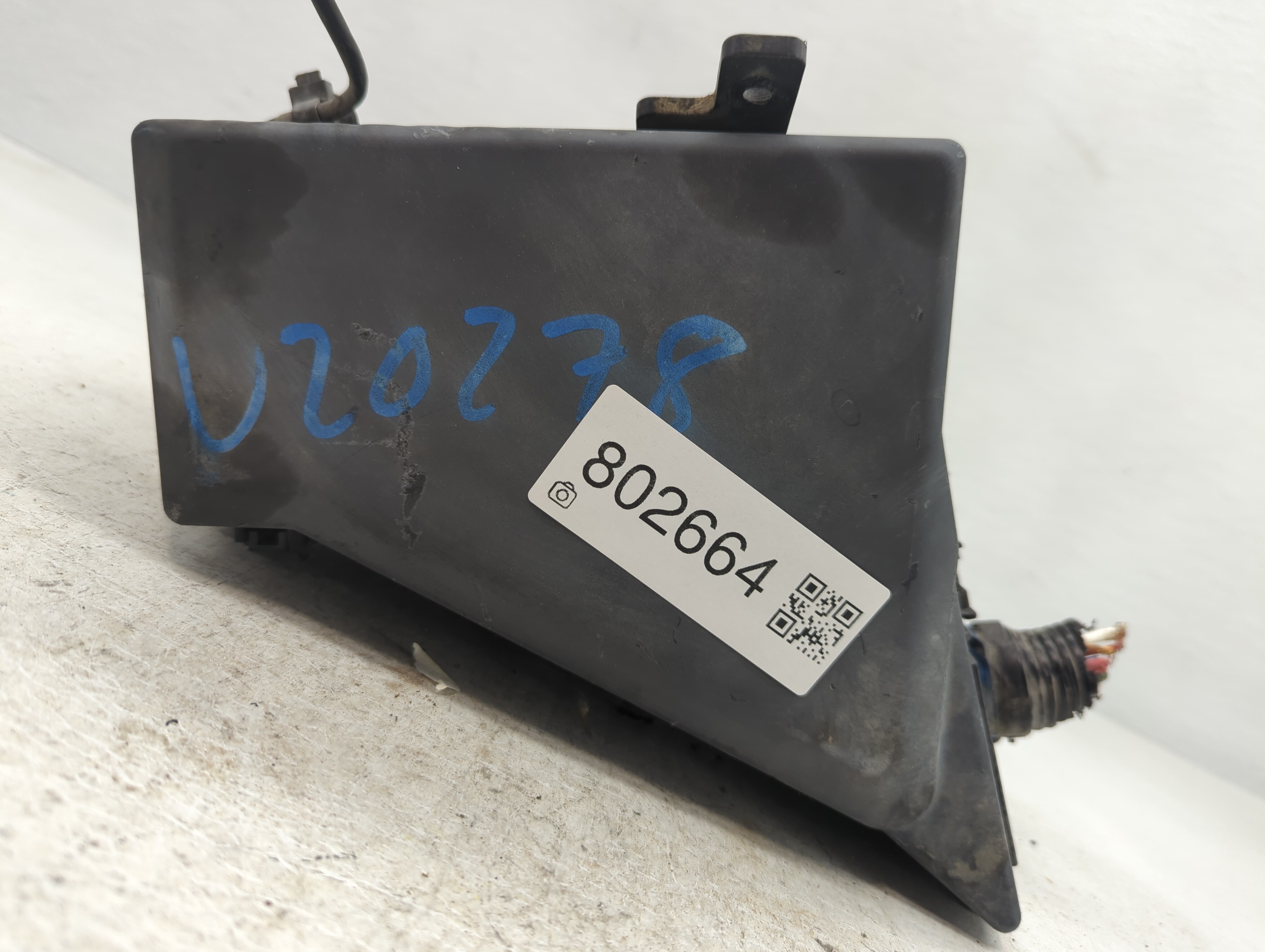 2014-2015 Subaru Forester Fusebox Fuse Box Relay Module Mb100200b 802664 - Oemusedautoparts1.com