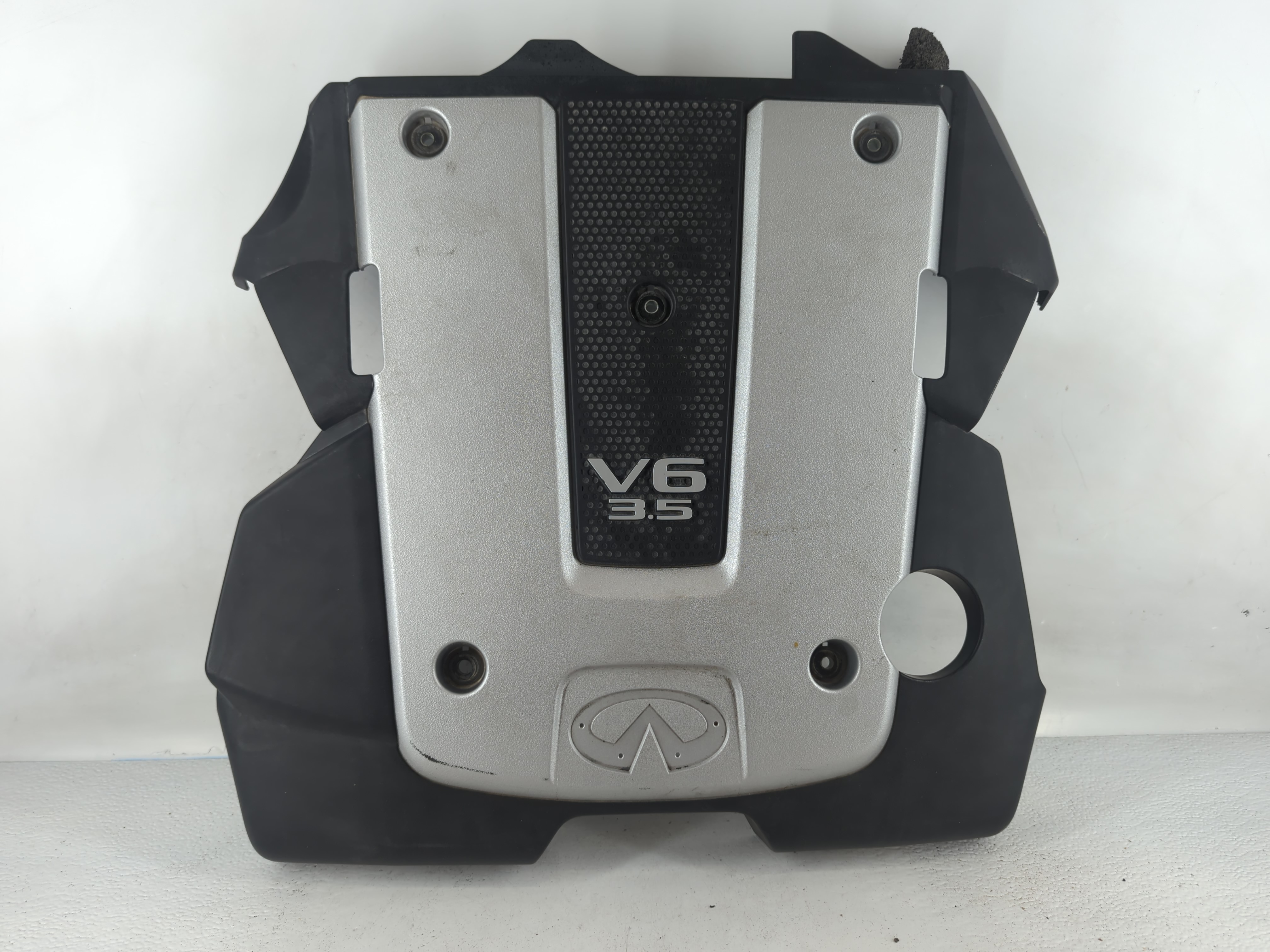 2008 Infiniti Ex35 Engine Cover 802670 - Oemusedautoparts1.com