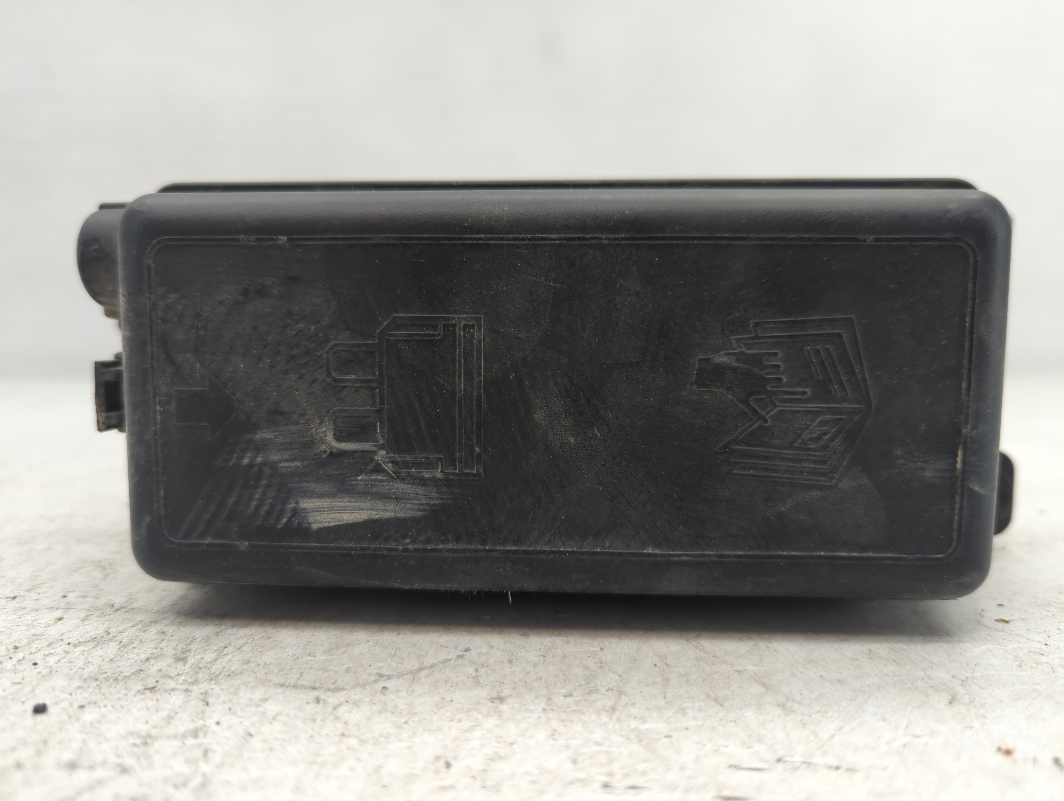 2010-2011 Mini Cooper Fusebox Fuse Box Relay Module 9213372-01 802681 - Oemusedautoparts1.com