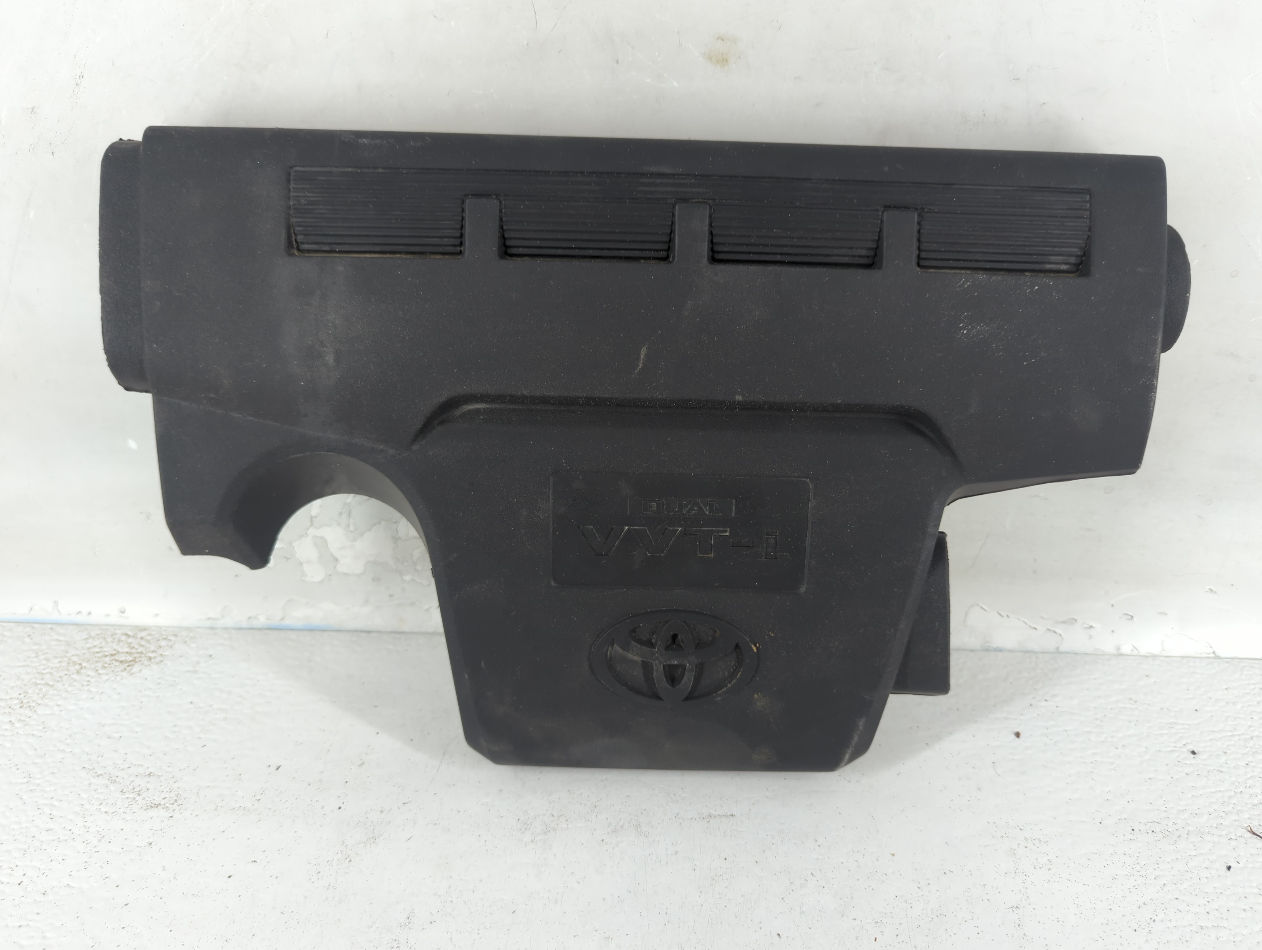 Picture of 2016 Toyota Camry Engine Cover 802697
