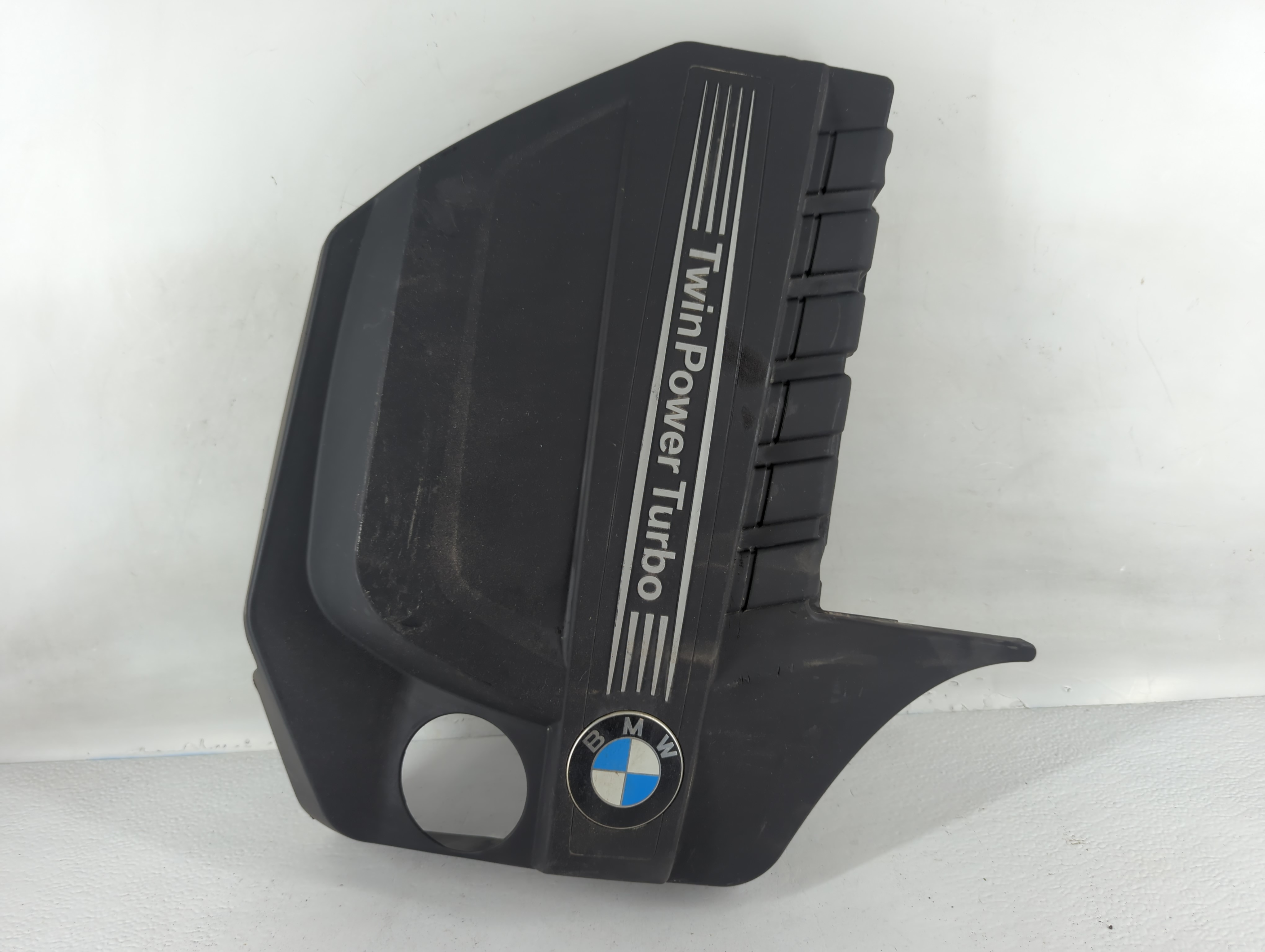 Picture of 2015 Bmw X5 Engine Cover 802701