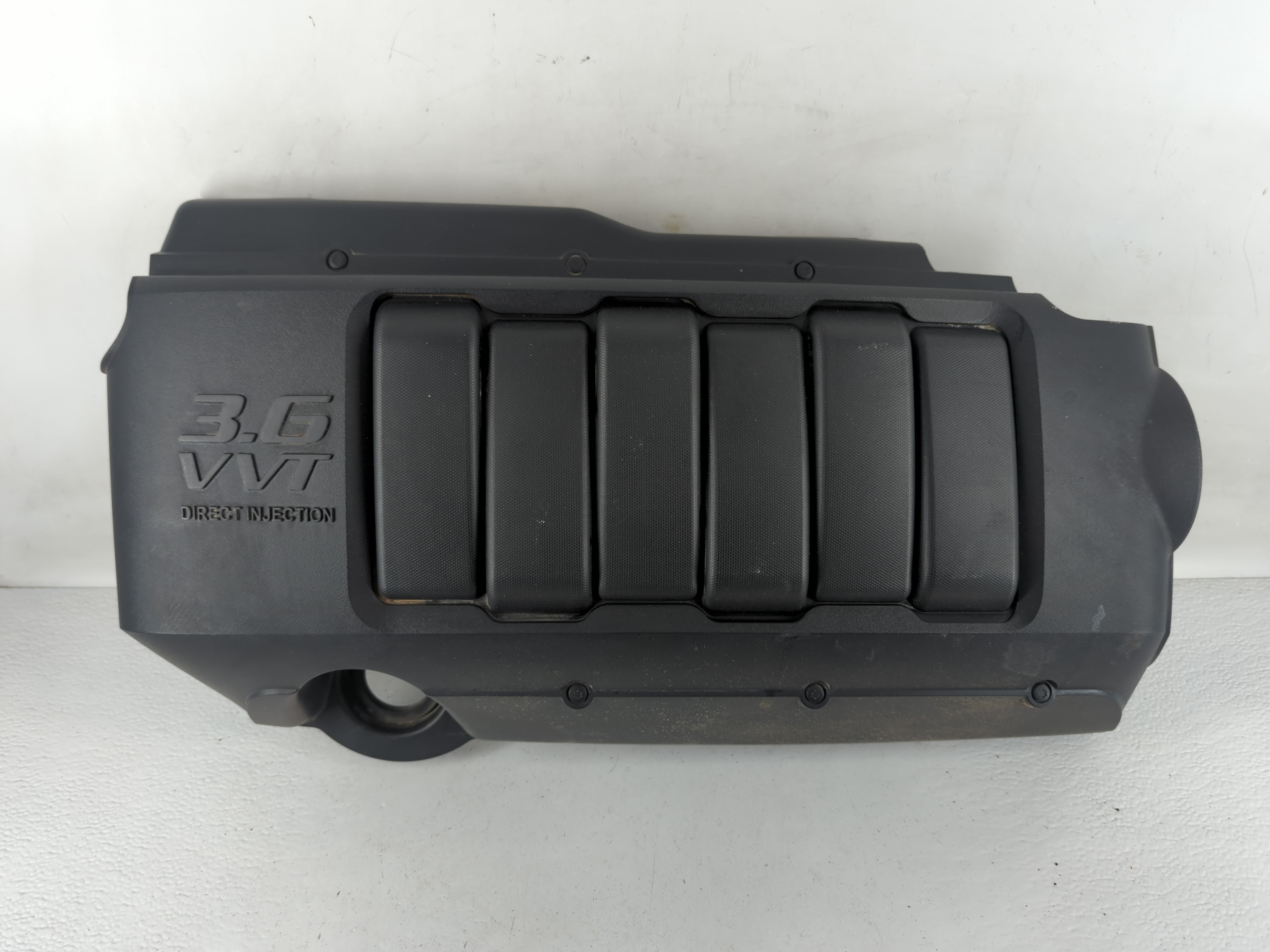 Picture of 2012 Chevrolet Traverse Engine Cover 802736