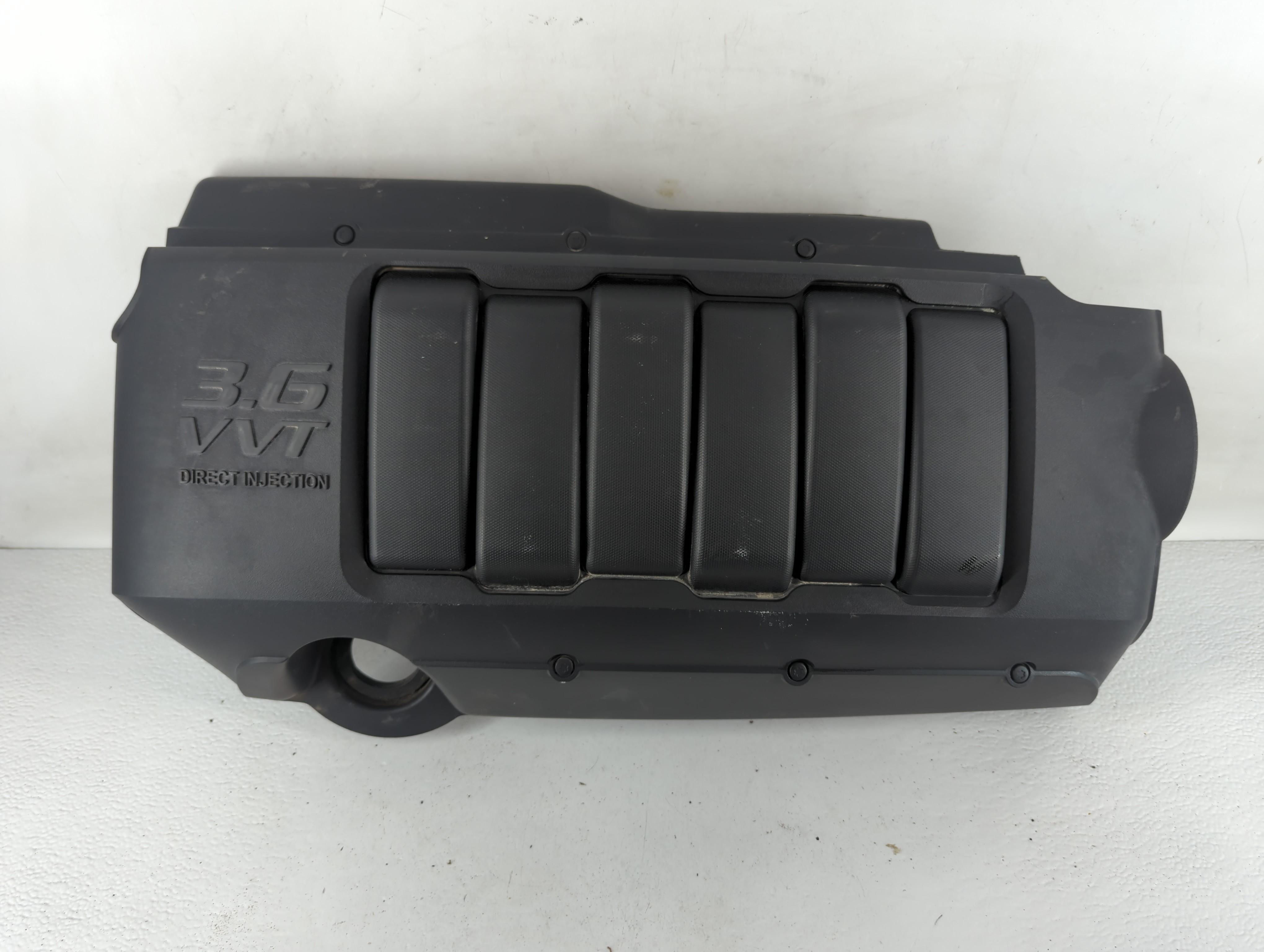 2016 Gmc Acadia Engine Cover 802737 - Oemusedautoparts1.com