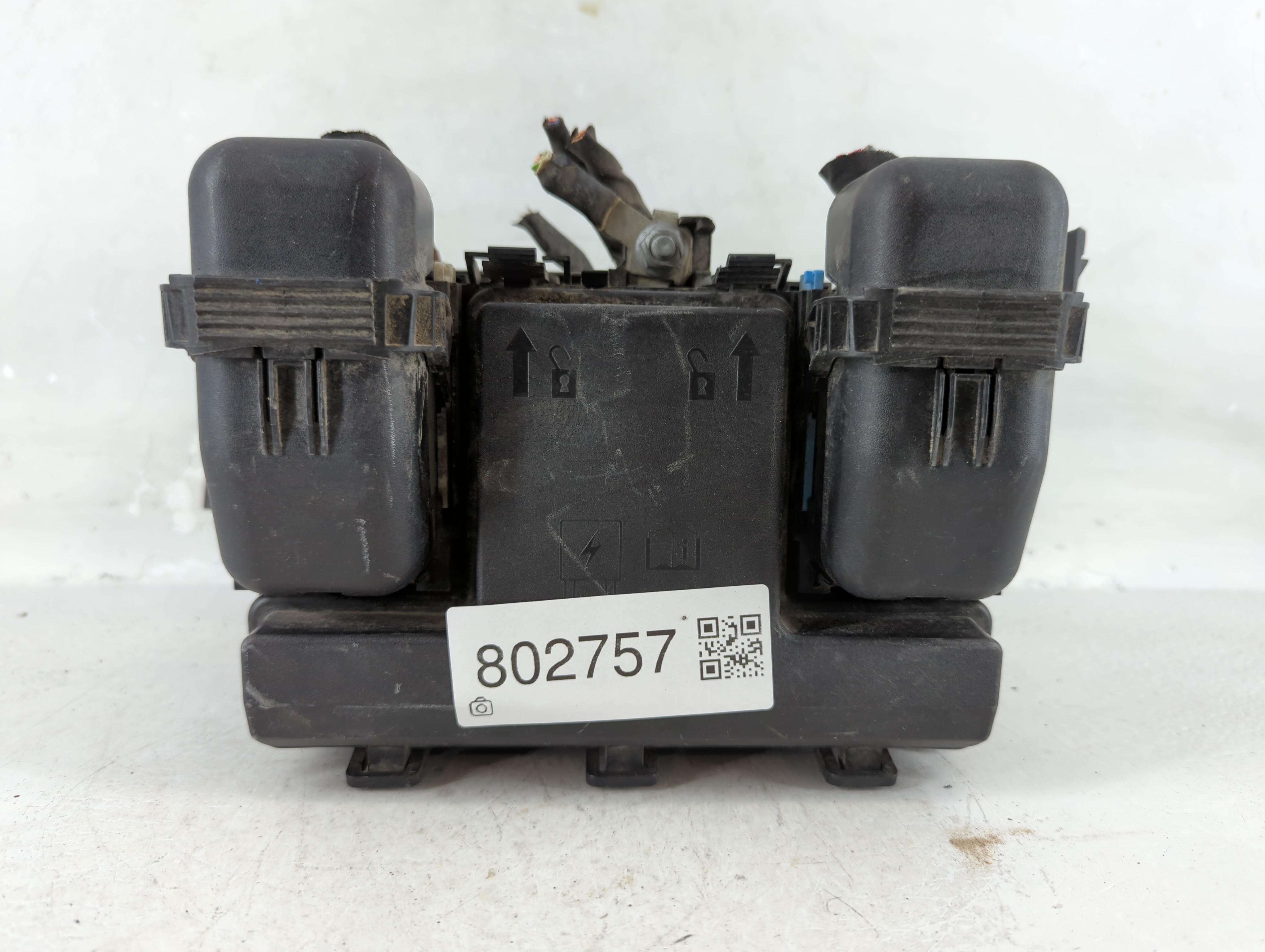 2017-2020 Ford Fusion Fusebox Fuse Box Relay Module 802757 - Oemusedautoparts1.com